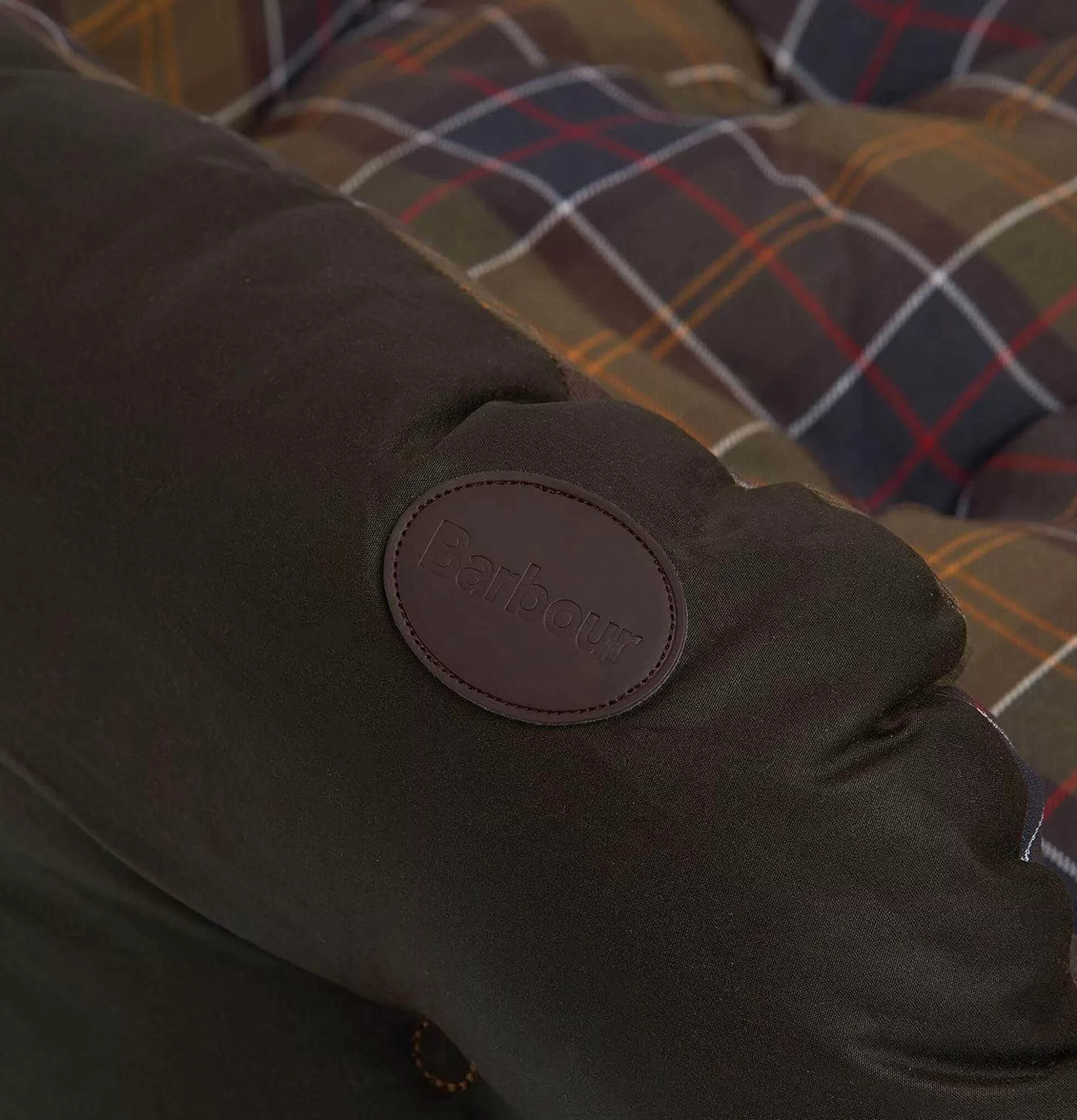Cama Premium para Mascotas BARBOUR 76cm - Colección Maison