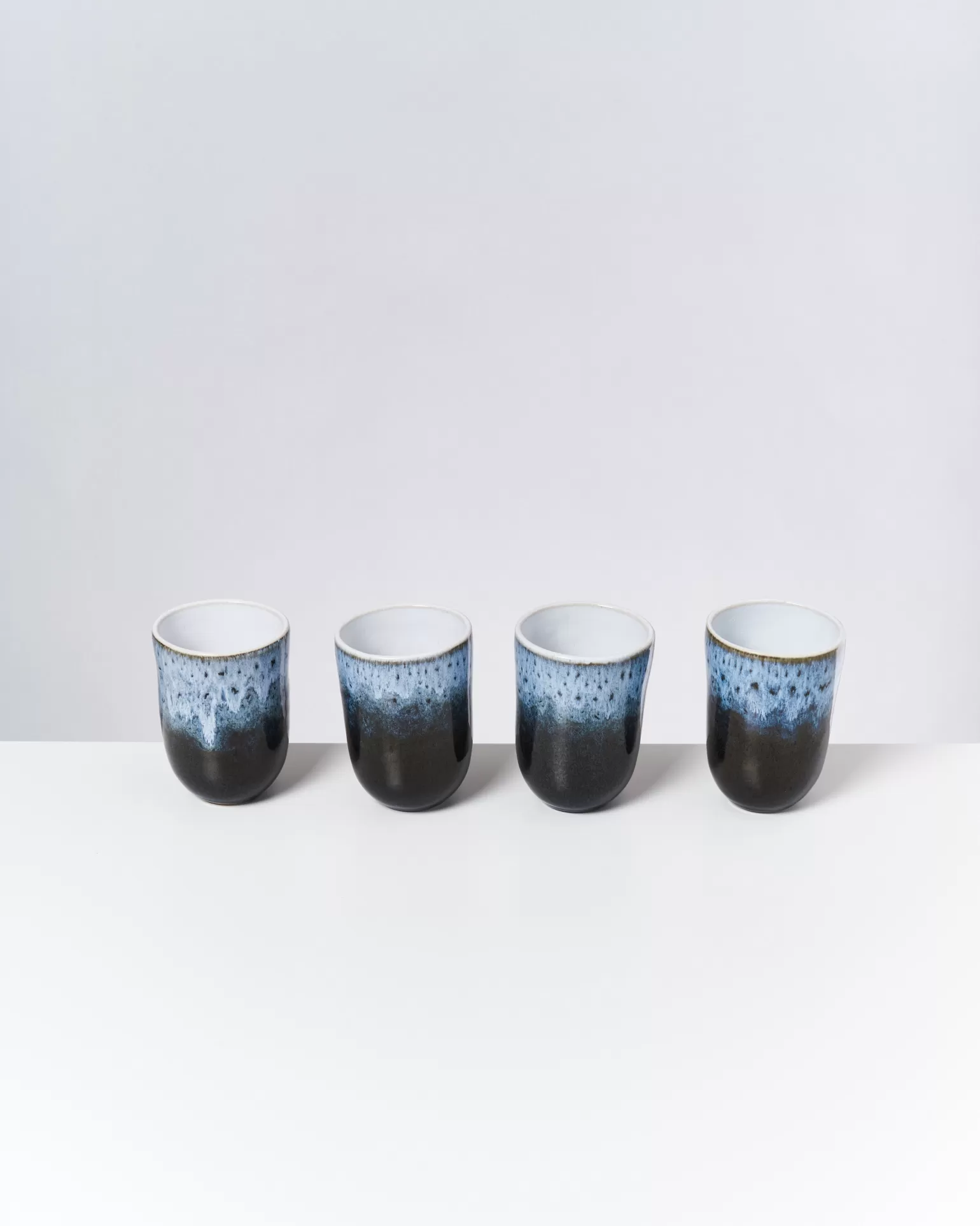 ¡Gran Liquidación! Taza Miio Motel Alcachofa - Extra Grande en Negro Elegante ¡Aprovecha Ahora!