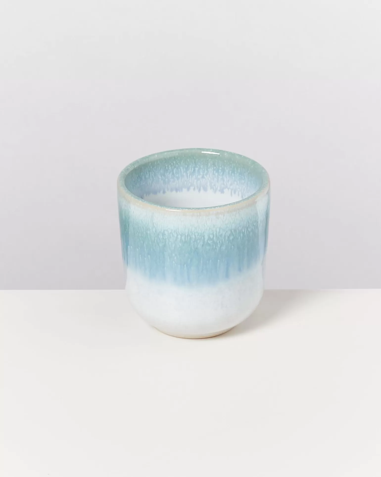 Oferta Exclusiva: Juego de 4 Tazas Miio Alcachofra en Tonos Verde Azulado - Colección Motel Edición Especial