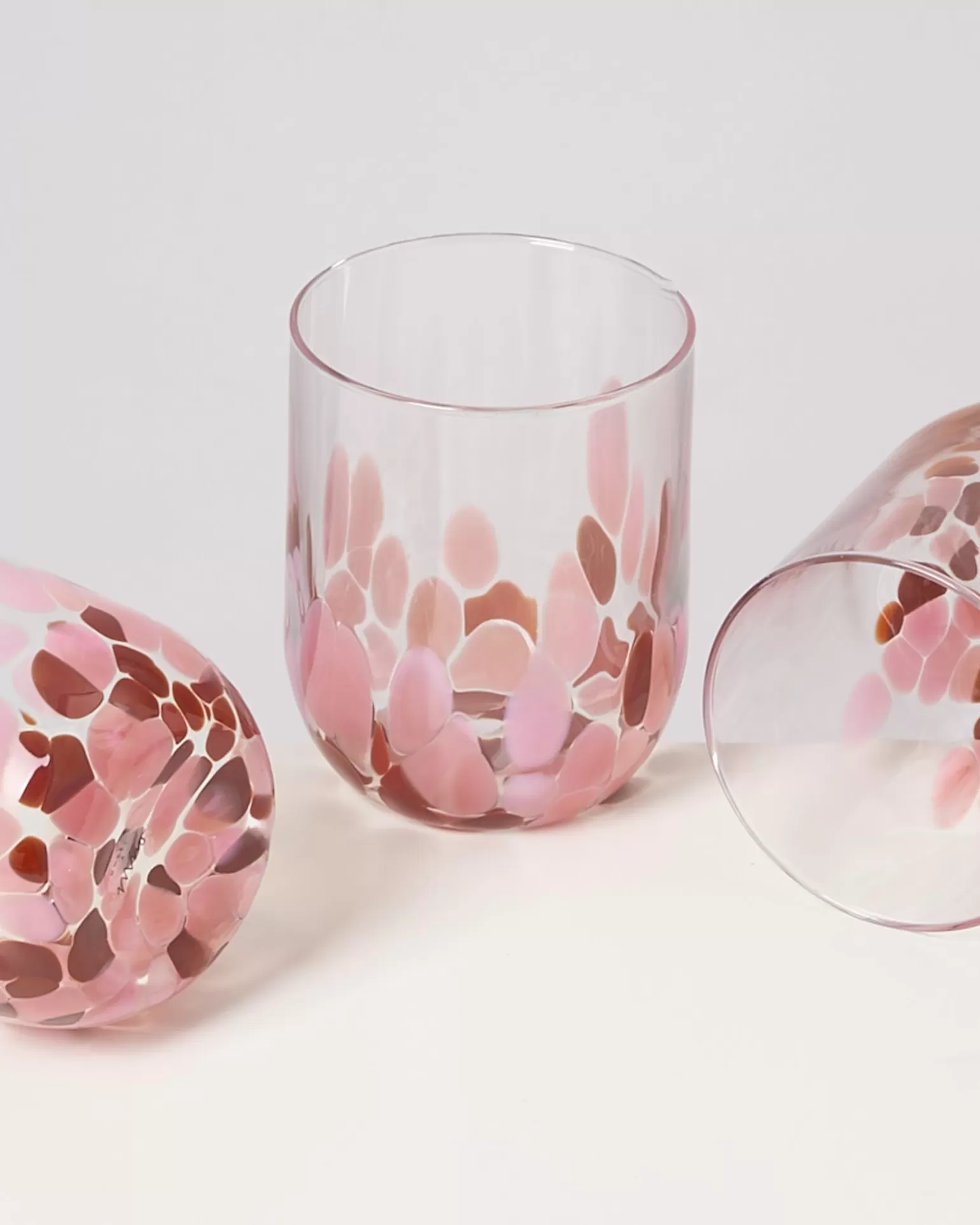 Alojamiento Económico Miio Alegria - Vasos Grandes con Diseño Exclusivo en Forma de Gota y Tono Ámbar Rosado | Precio Accesible