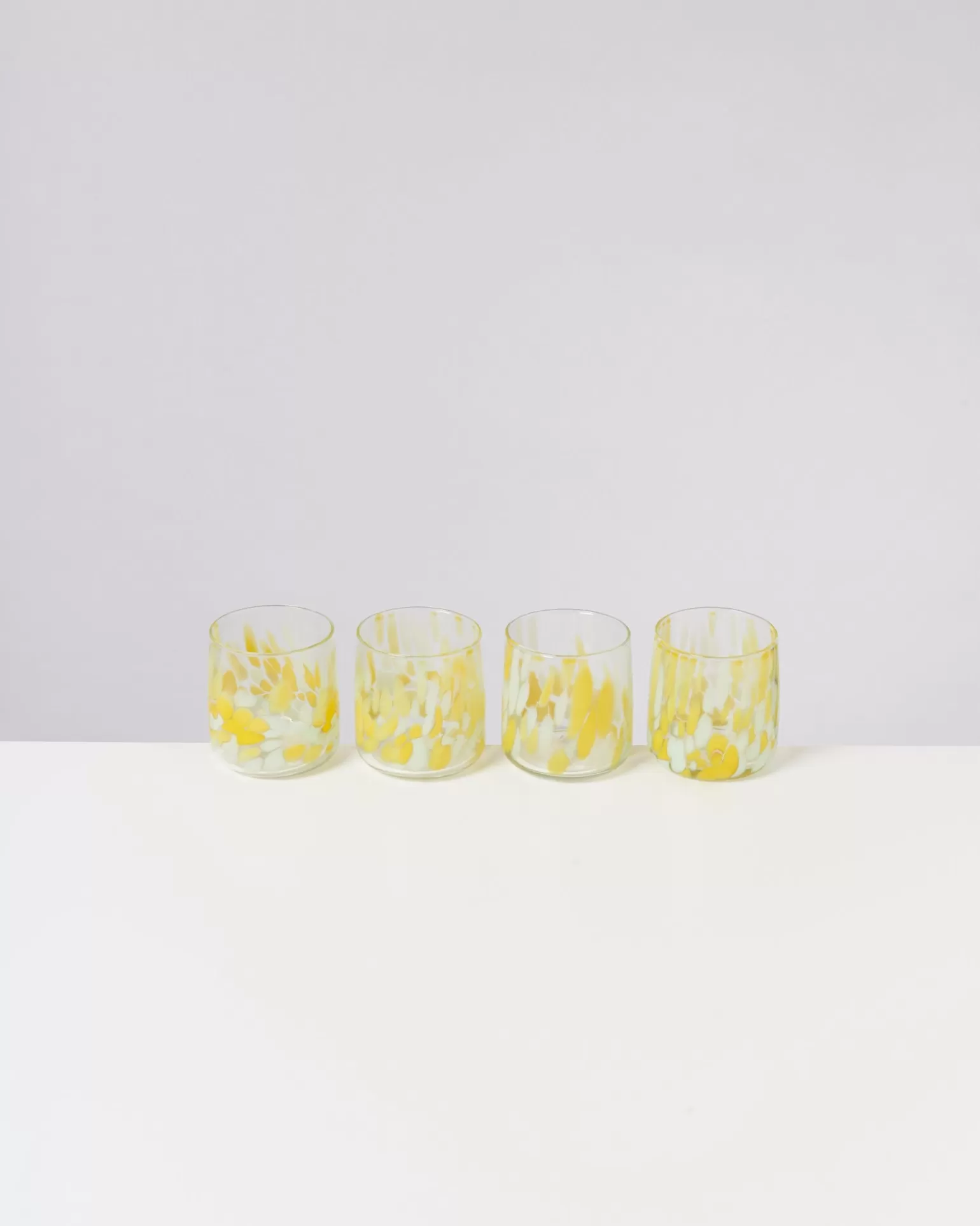 Miio Alegria - Vaso Artesanal en Vidrio con Gotas Grandes y Pequeñas en Amarillo Brillante