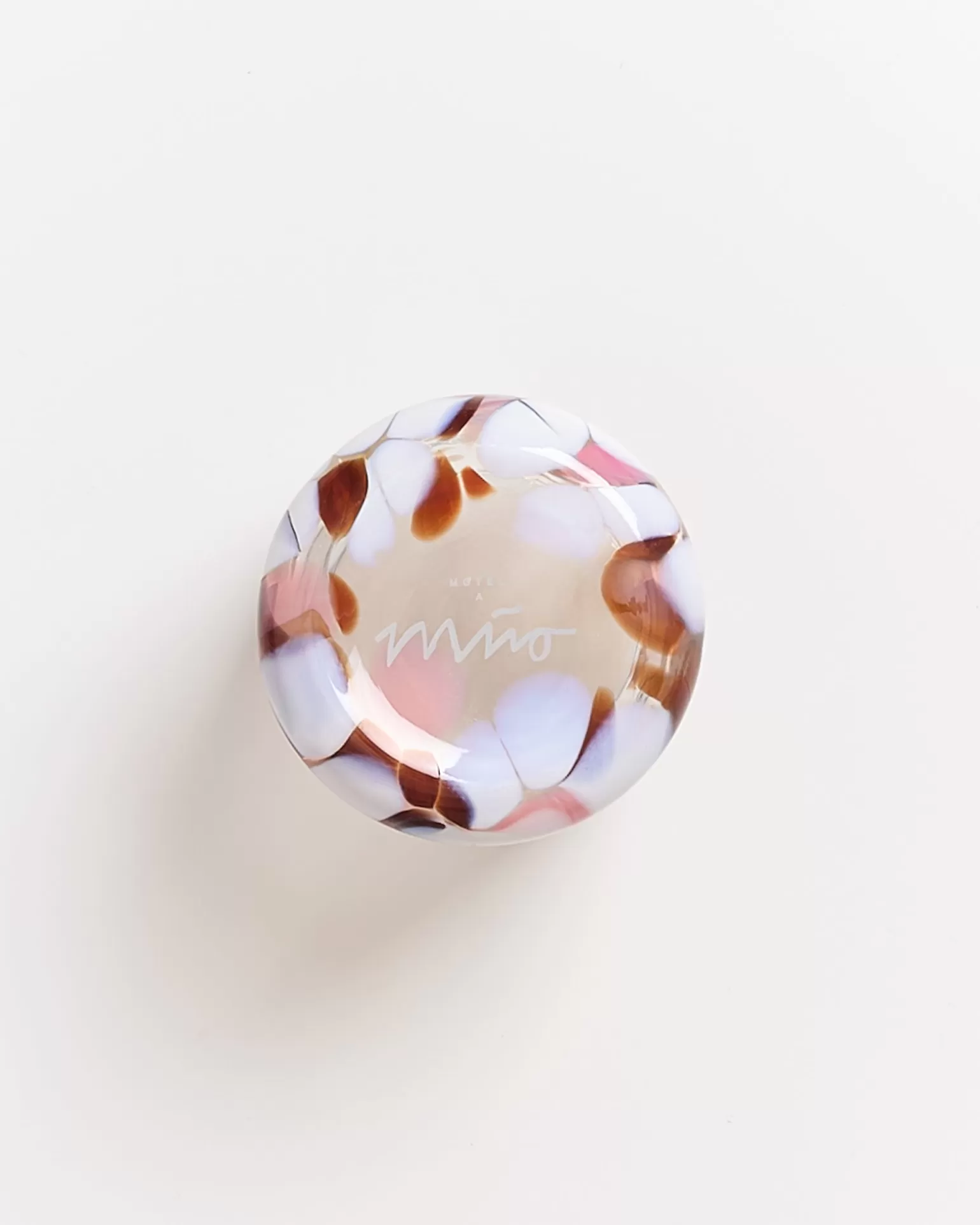 Juego de 6 Vasos Miio Alegria - Cristal Tallado con Gotas Rosáceas y Detalles Ámbar Brillante 

(El diseño incluye textura orgánica tipo 