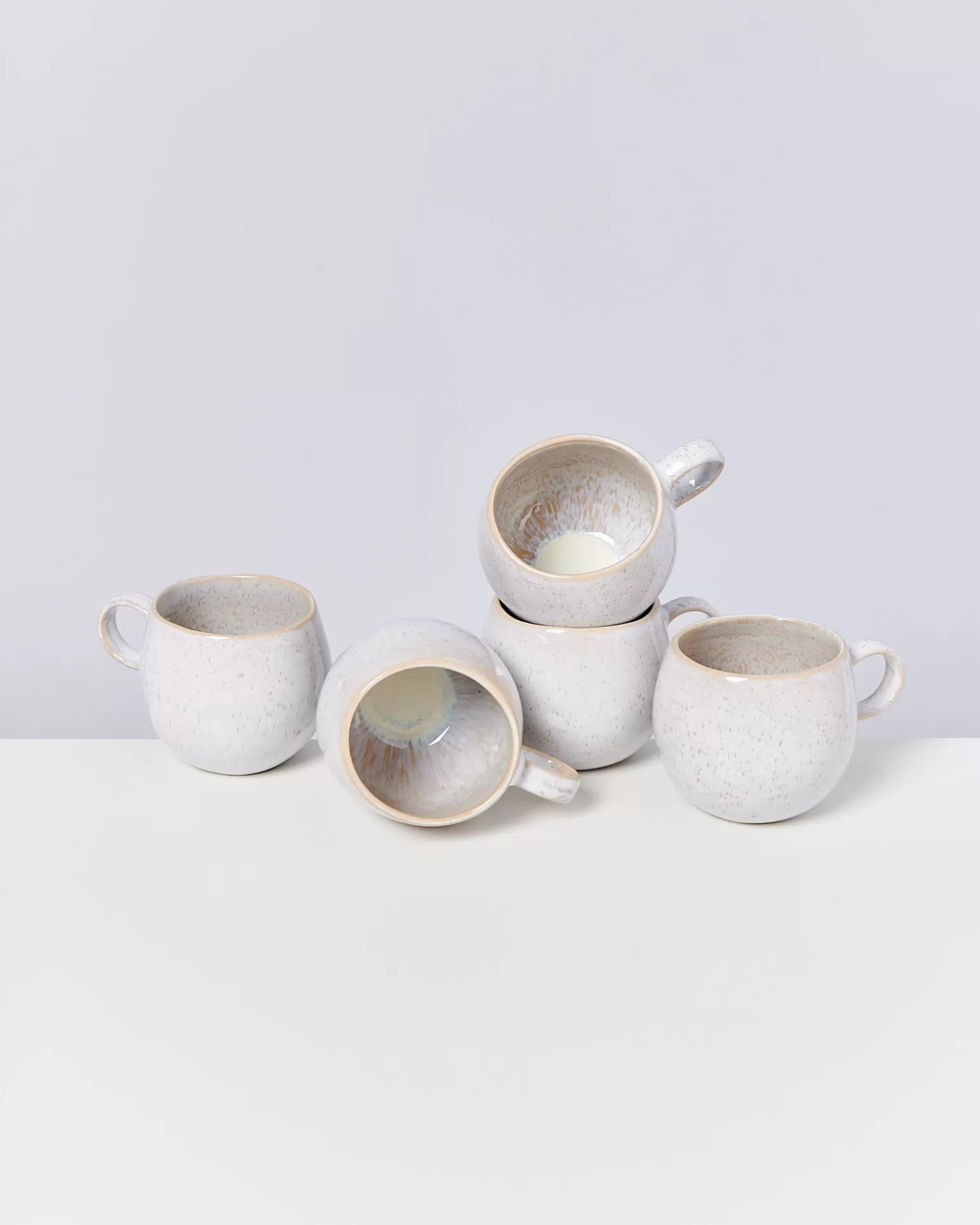 Exclusiva Taza Premium Modelo Miio Areia - Diseño Único en Arena Claro
