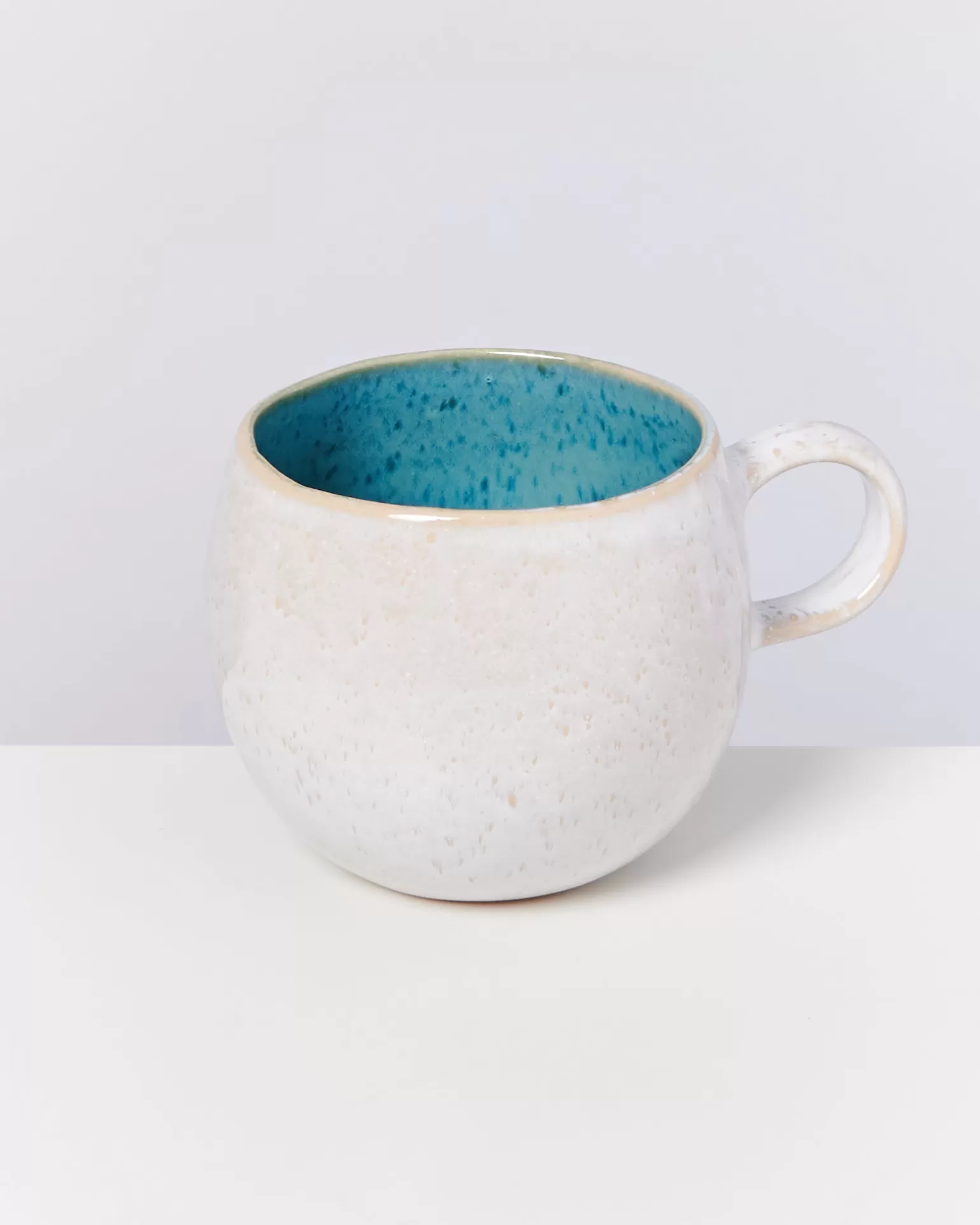 Juego de 4 Tazones Grandes Miio Areia - Diseño Acuático para Café, Té y Bebidas Calientes | Colección Shop Motel | Elegancia en Cada Sorbo