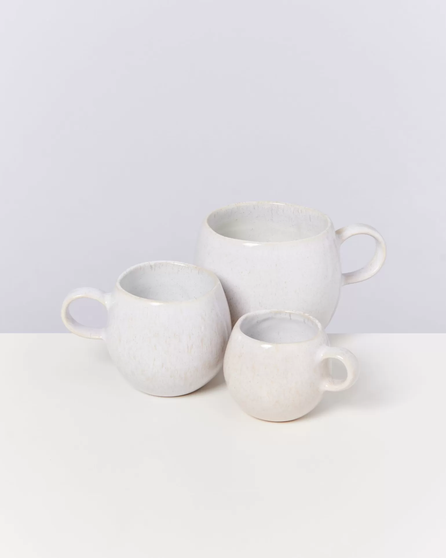 Juego de 6 Tazas Grandes Blancas con Descuento - Colección Motel Miio Areia, Diseño Moderno para Café