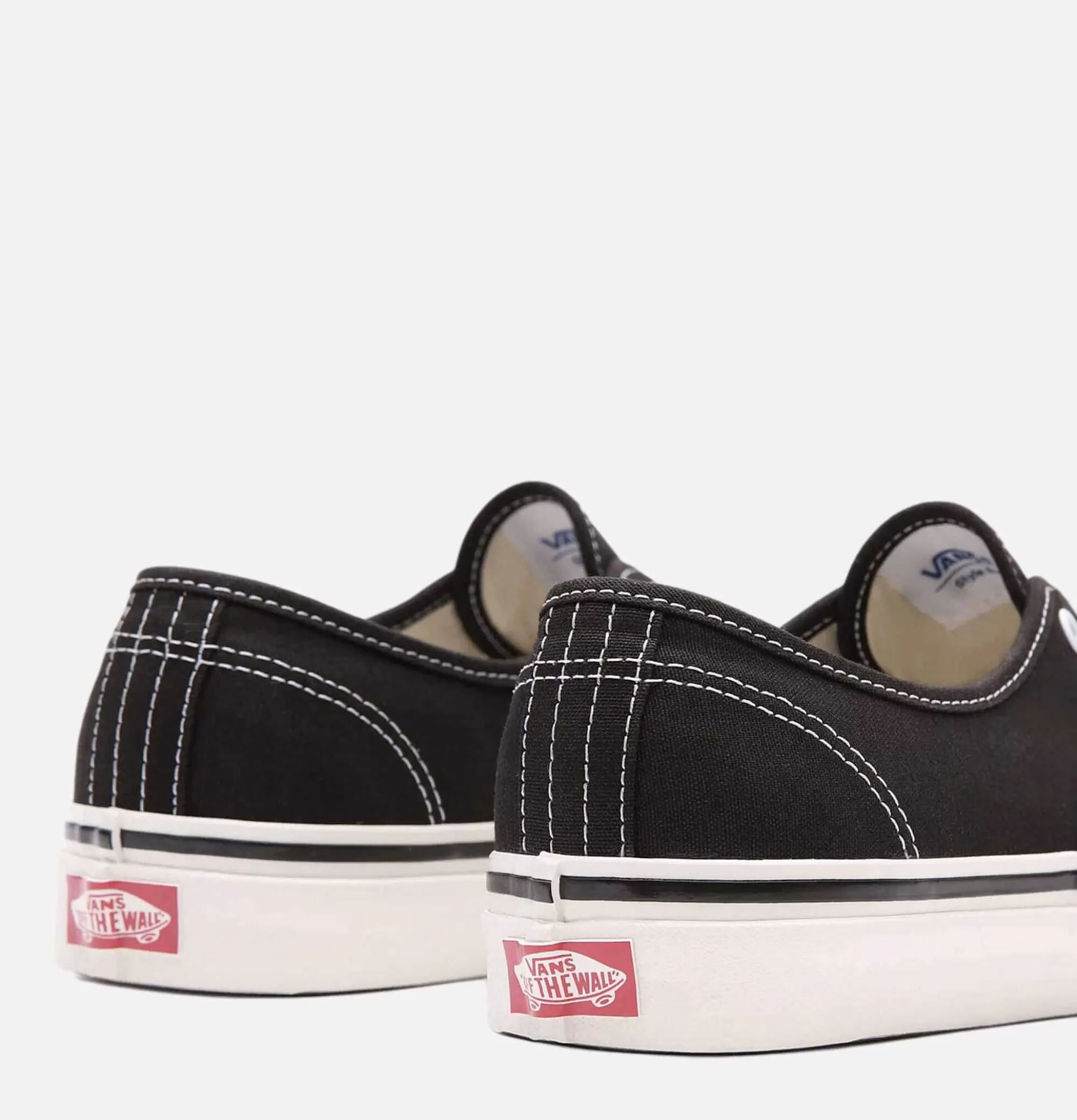 Zapatillas VANS Authentic Anaheim - Estilo Urbano en Negro para Mujer, Diseño Clásico y Duradero