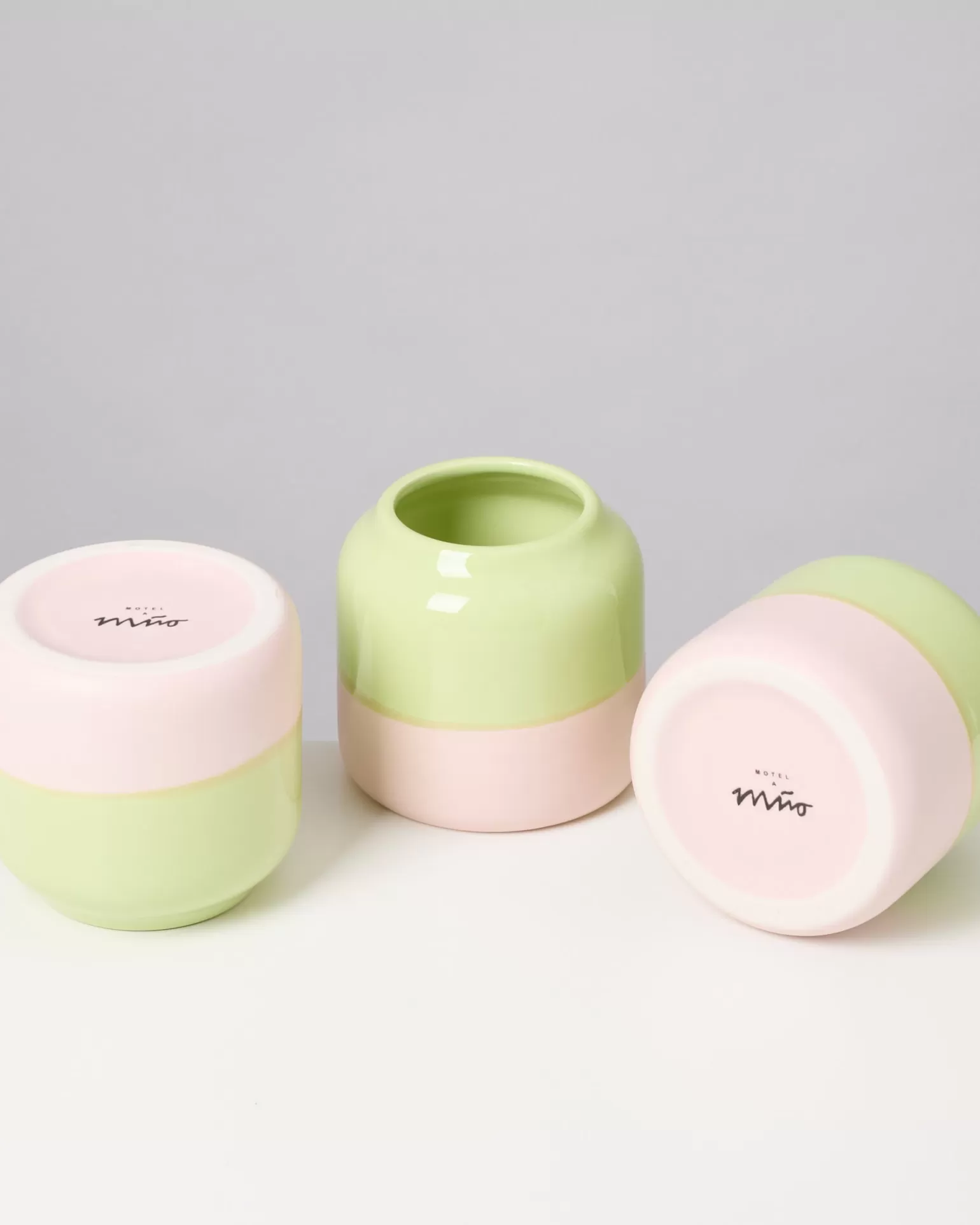 ¡Oferta Especial! Jarrón Motel Miio para Bebés - Encantador diseño en Lima Rosáceo, ¡perfecto para habitaciones infantiles!