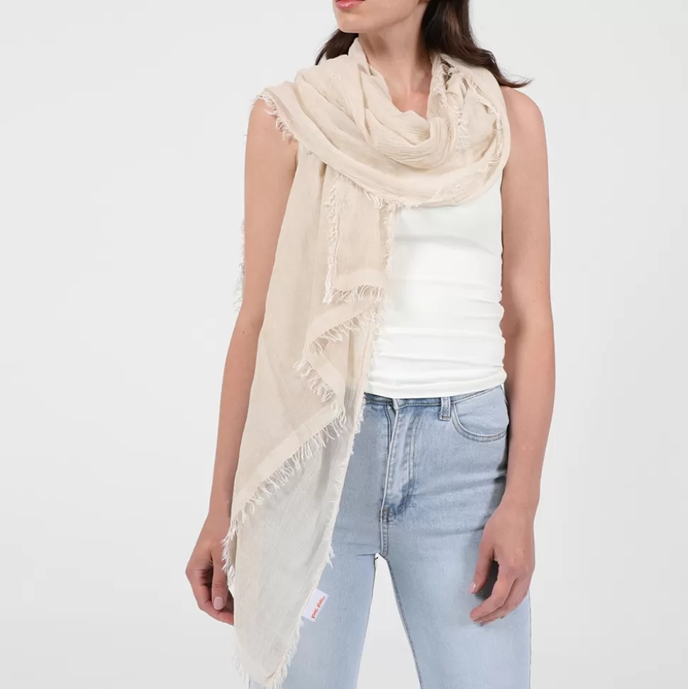 Elegante chal de bambú beige para mujer - Colección exclusiva Folli Follie