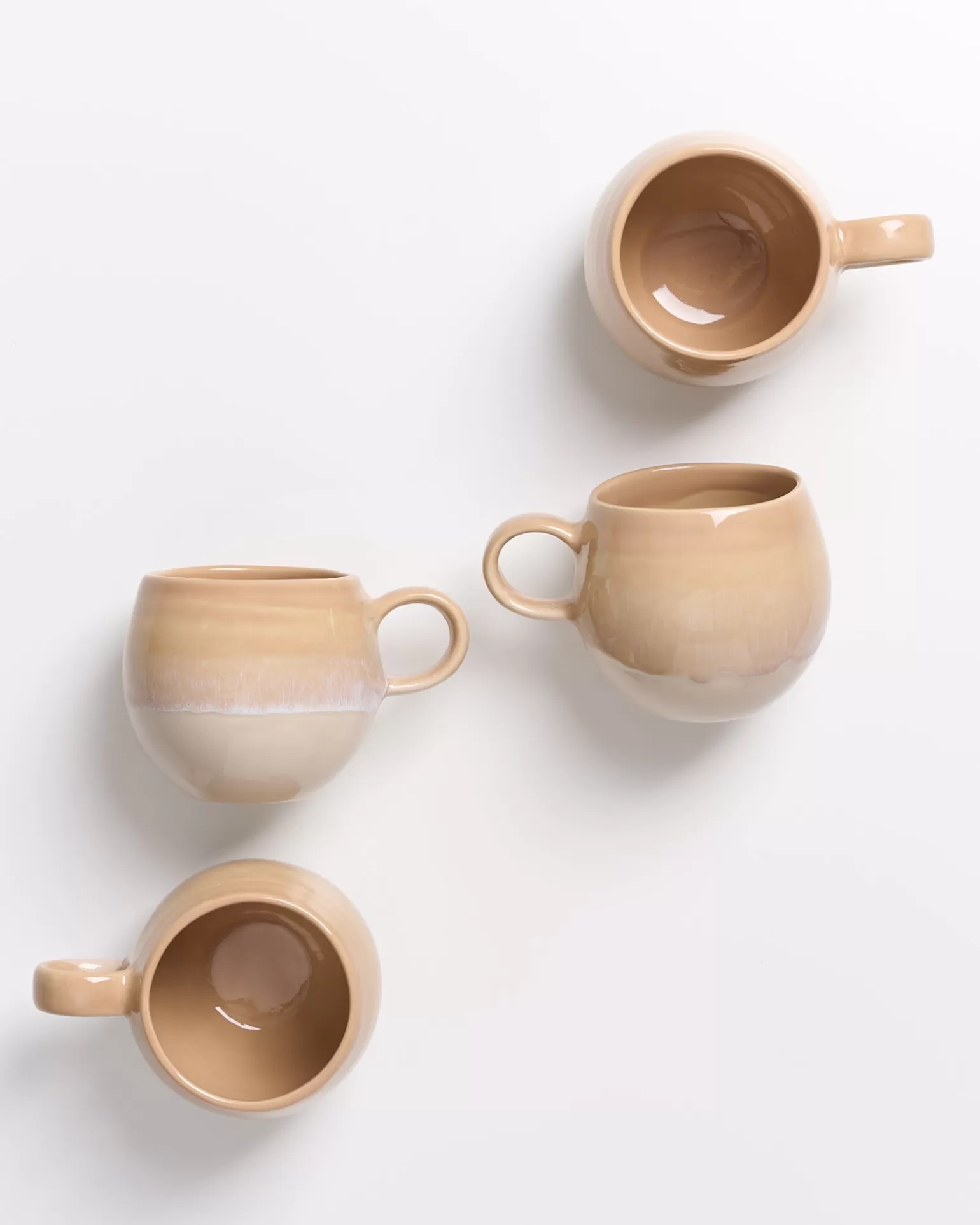 Oferta: Juego de 4 Tazas Pequeñas Miio Bica en Arena - ¡Últimas Unidades!