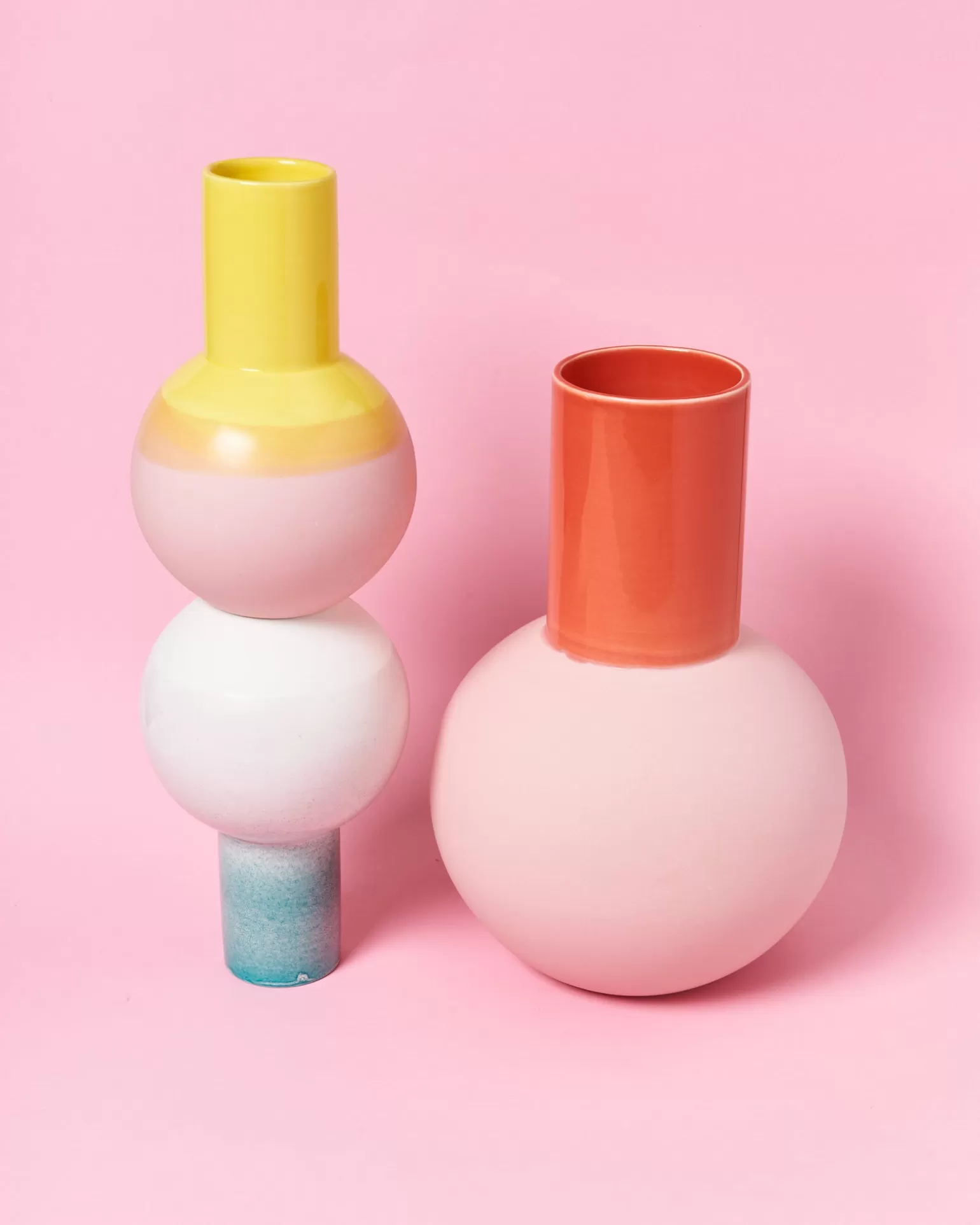 Jarrón decorativo Miio Bola modelo L - Tonalidad coral rosado en oferta limitada