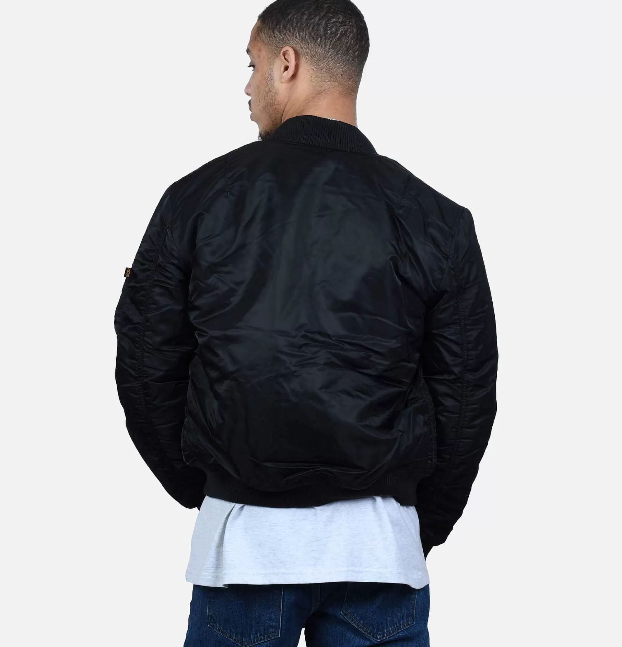 Chaqueta Militar ALPHA MA-1 Vuelo Nocturno | Abrigo Aviador en Negro Carbón - Diseño Clásico Reeditado para Outwear Urbano