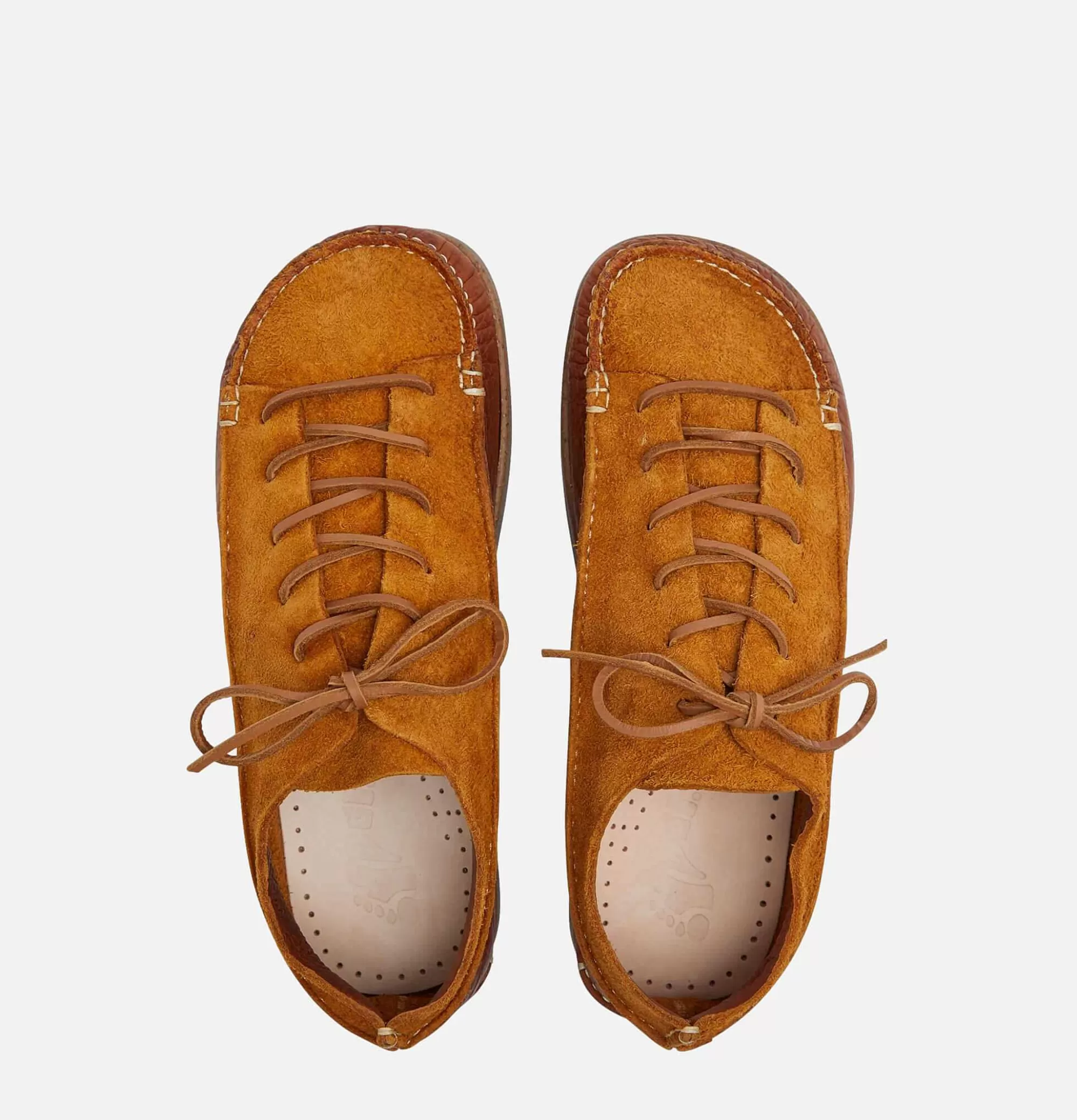 YOGI FOOTWEAR - Zapatos Finn Reverse en Castaño Envejecido para Hombre | Diseño Retro y Confort Duradero