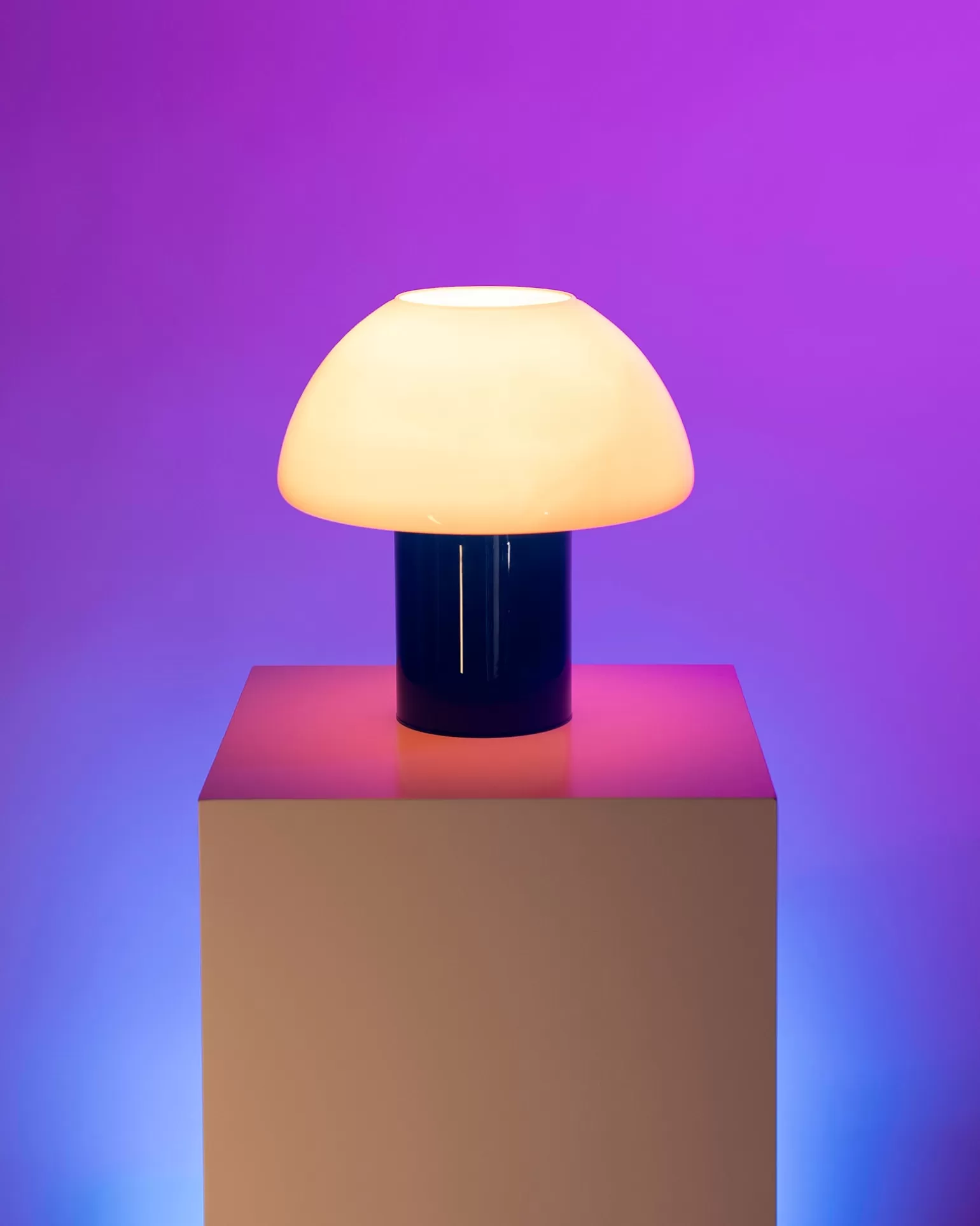 Lámpara de Cristal Moderna en Rosa y Azul | Oferta Exclusiva para Decoración de Interiores - Modelo Cogumelo Miio