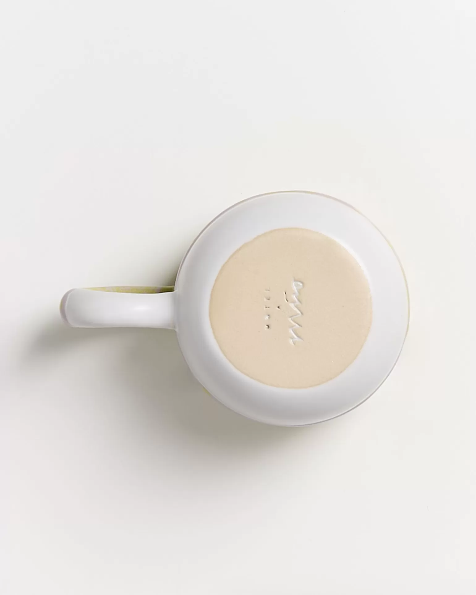 Taza Pequeña Hot Motel - Colección Miio Coimbra en Verde Lima con Toques Lila, Diseño Moderno y Acogedor