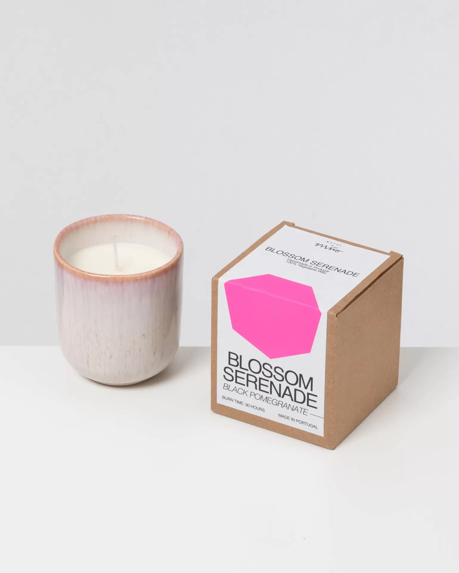 Oferta especial: Vela aromática Motelamiio Copa Alto - Fragancia «Granada Negra» en tonos rosados