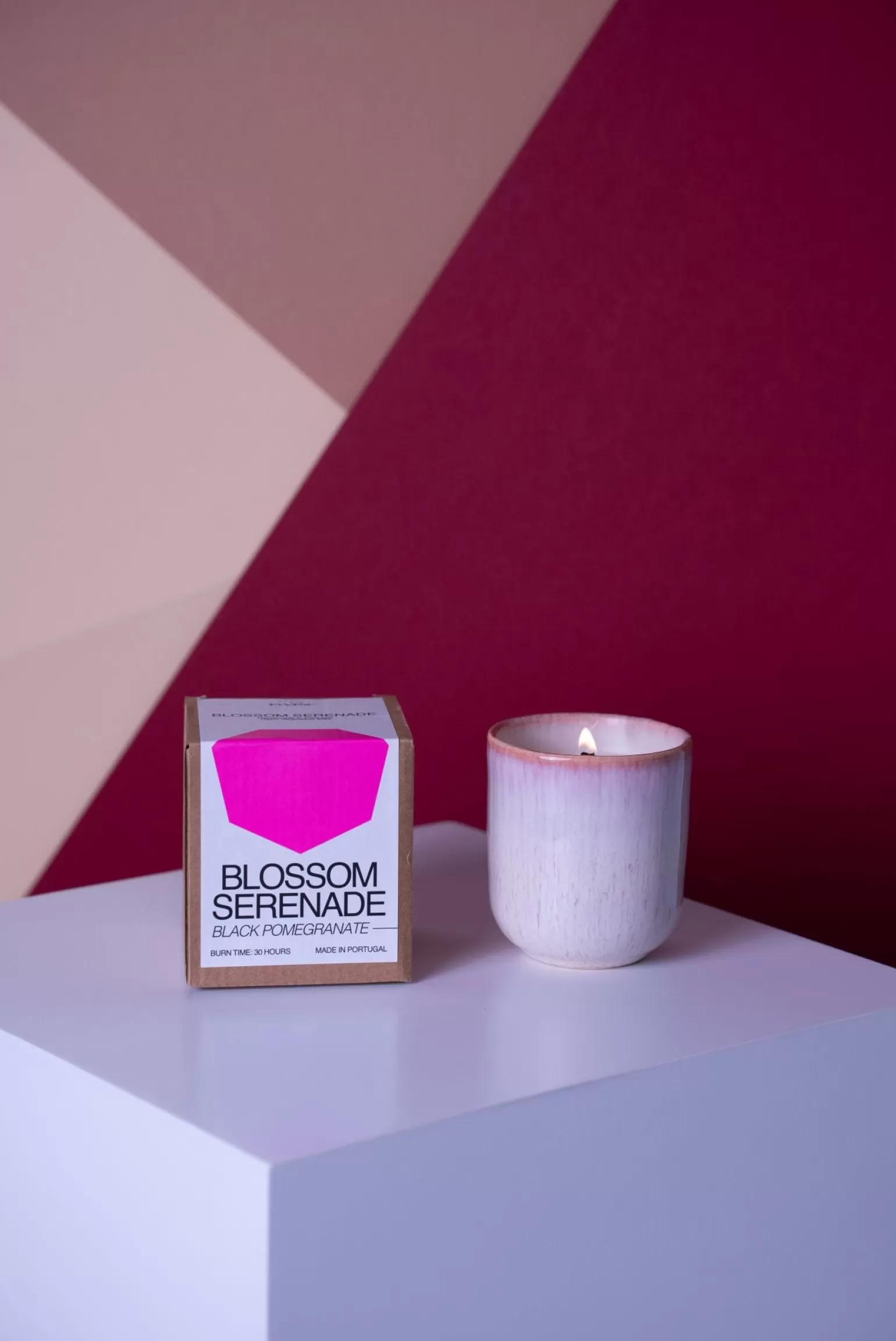 Oferta especial: Vela aromática Motelamiio Copa Alto - Fragancia «Granada Negra» en tonos rosados