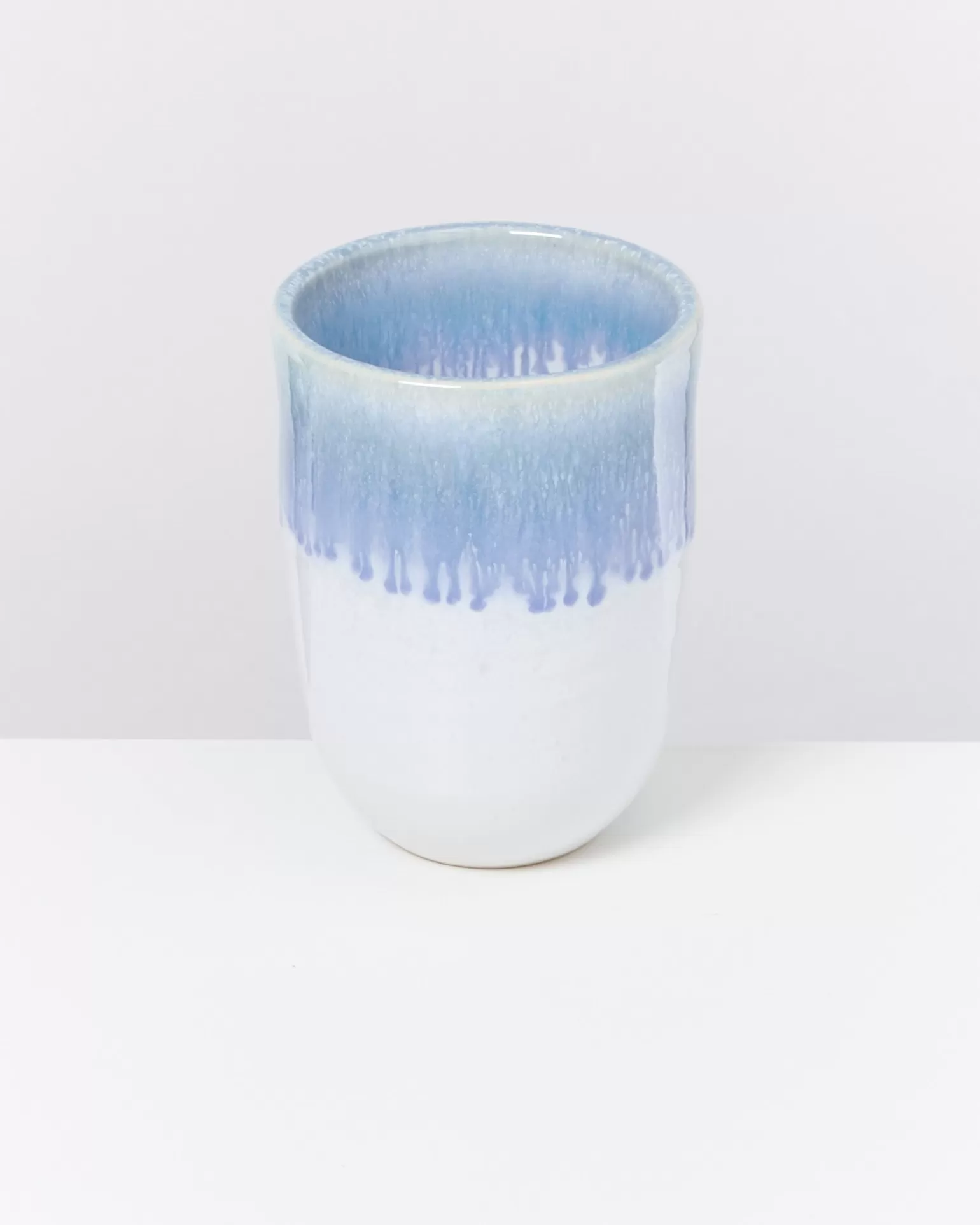 Motelà Miio Copa Alto - Pack de 4 Tazas Azul y Blanco | Diseño Moderno para Bebidas Frías/Calientes | Vajilla de Alta Calidad con Estilo Contemporáneo