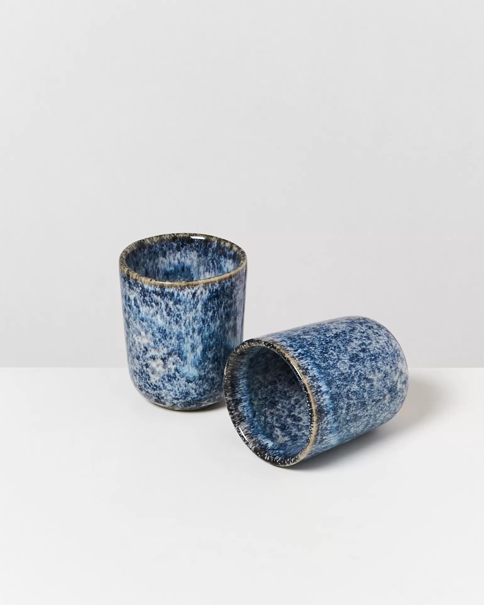 Oferta Flash: Taza de Café Miio Cordoama en Azul Moteado - ¡Edición Exclusiva y Descuento por Tiempo Limitado!