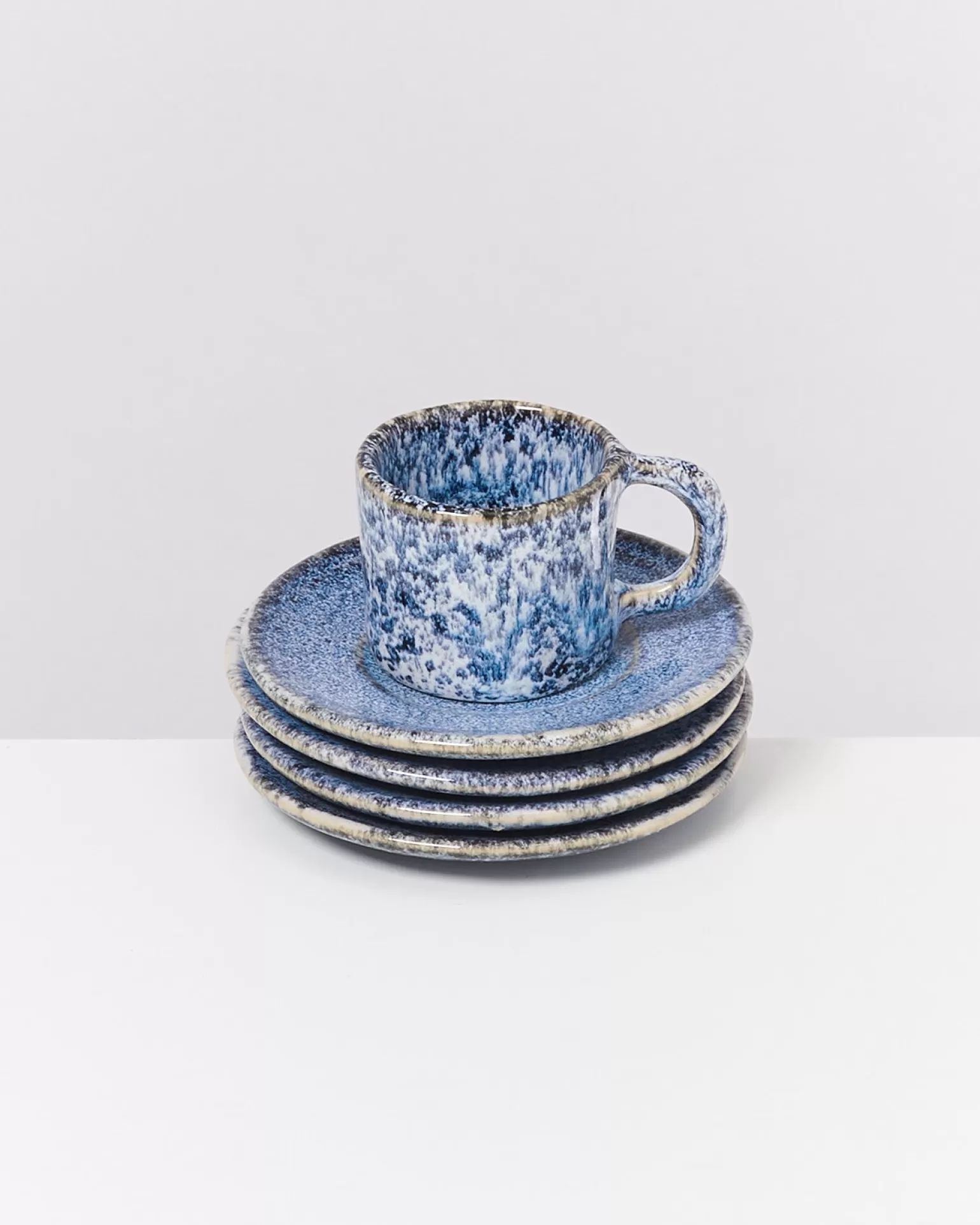 Oferta: Juego de Platillos para Café Miio Cordoama - Azul Jaspeado, Diseño Rústico y Duradero