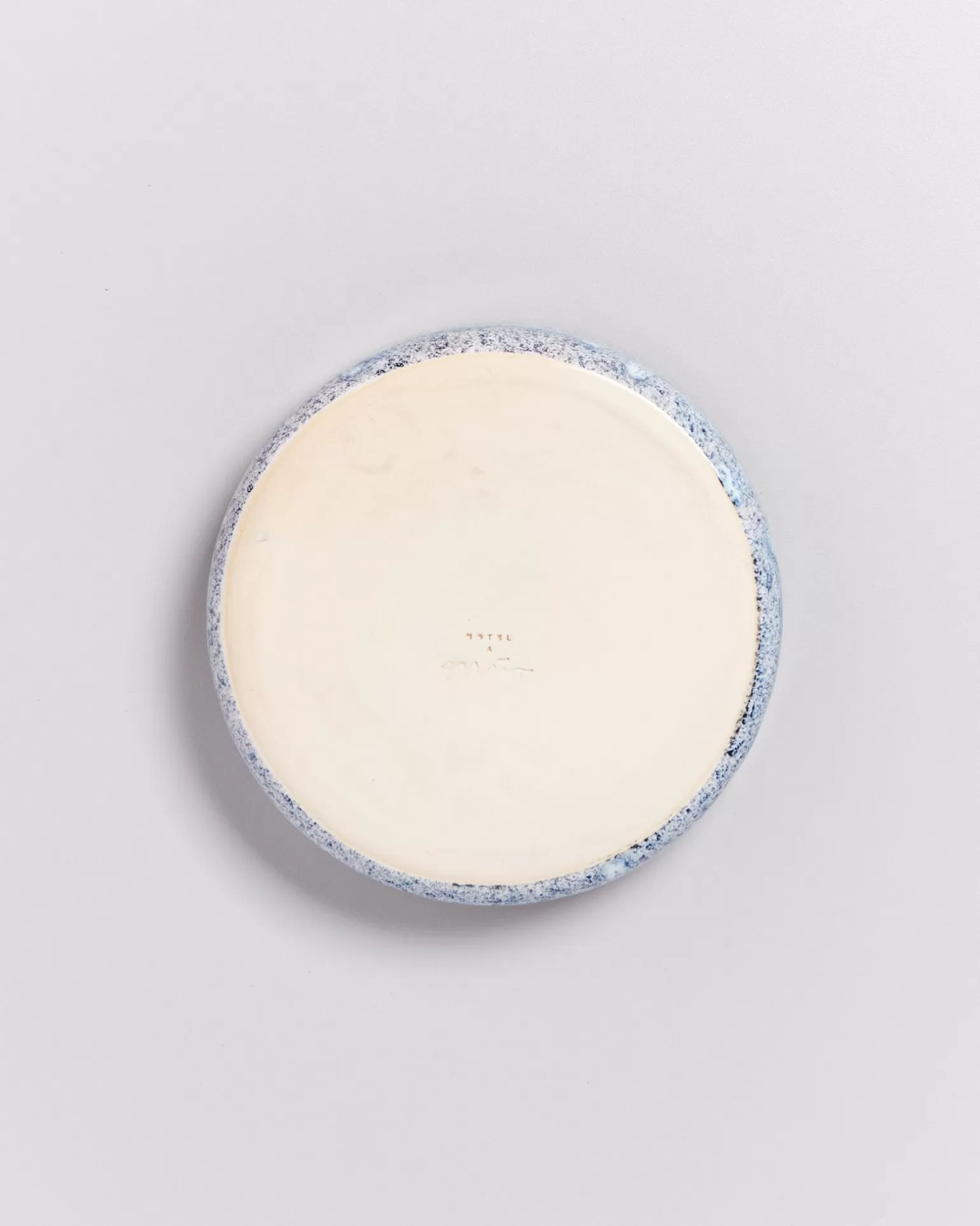 Plato Pequeño Miio Cordoama - Azul Marino con Motas Decorativas