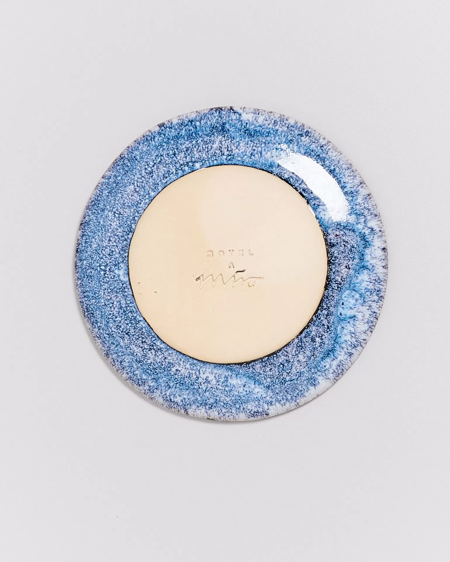 Motel de Moda by Miio Cordoama - Azul Nebuloso con Diseño Jaspeado en Tonos Cielo