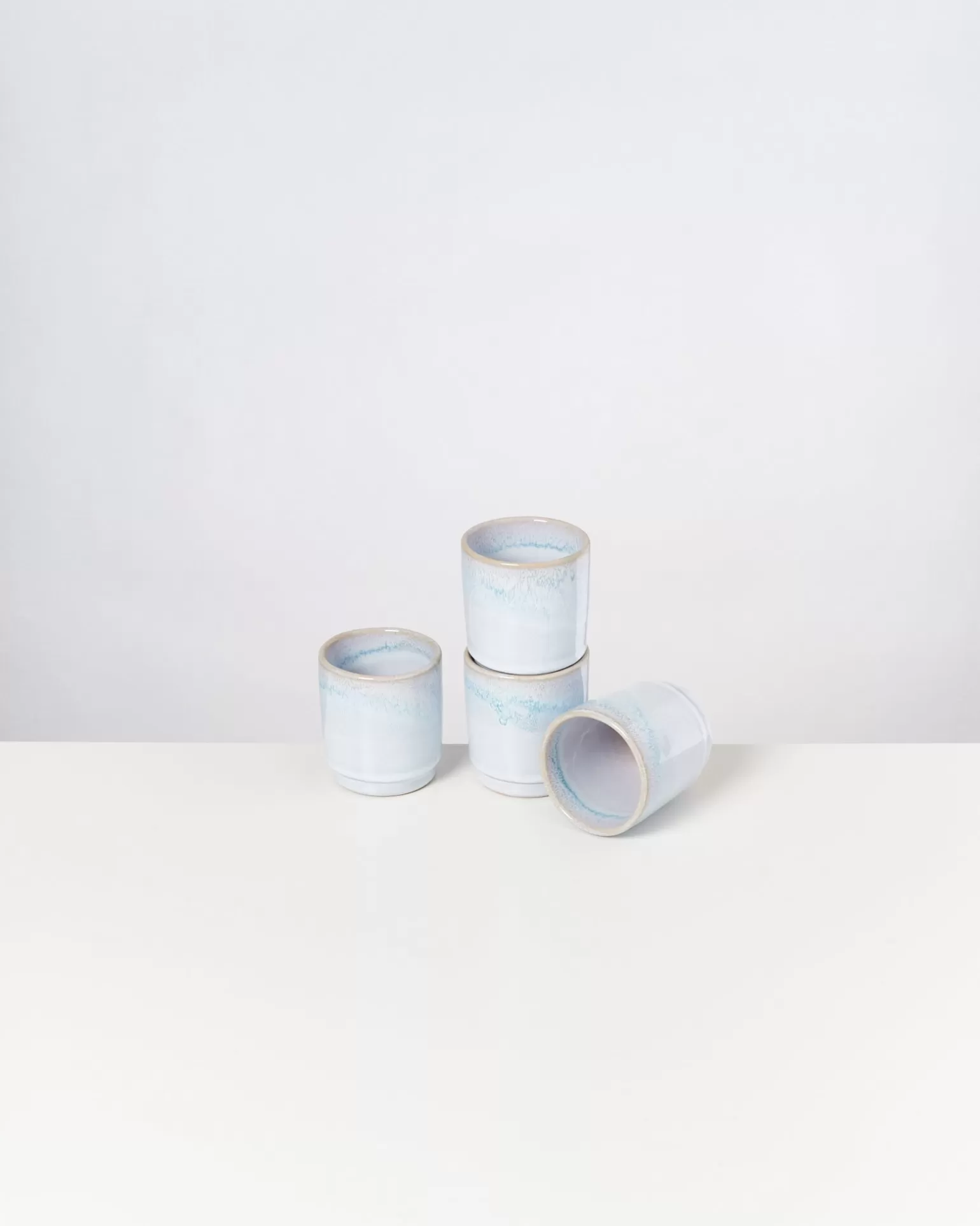 ¡Imperdible! Juego de 4 Tazas en Azul Celeste - MOTEL A MIIO CORDÔAMA ¡Aprovecha Ahora!