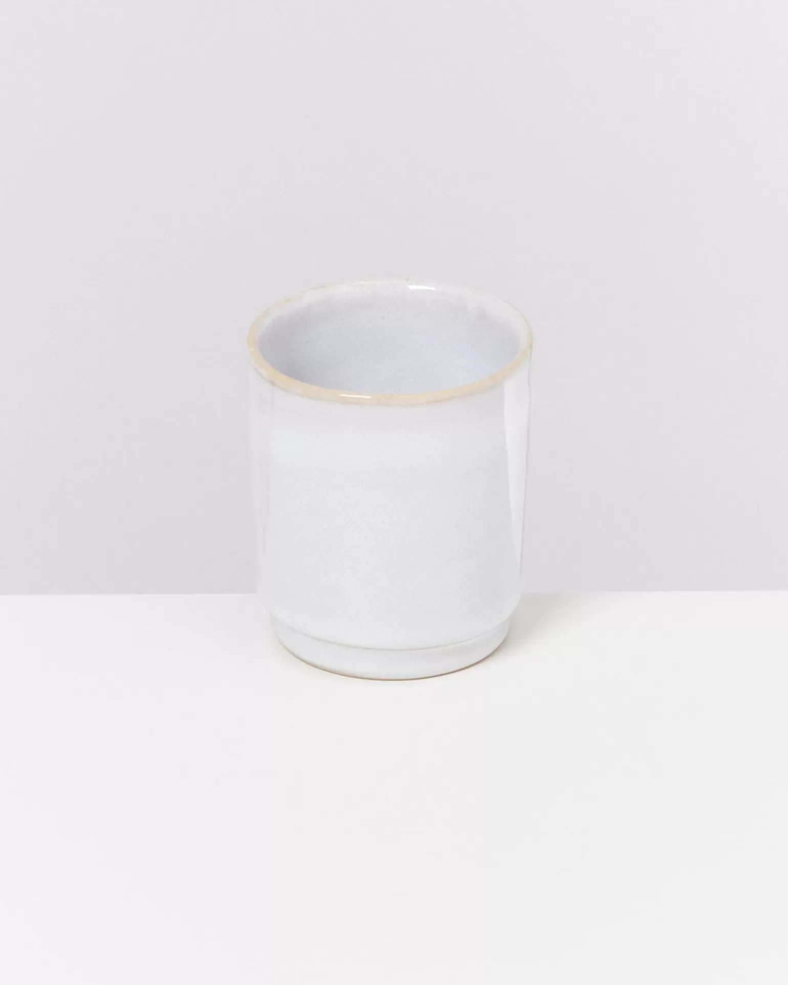 Juego de 6 Tazas Blancas Pequeñas Motel Miio Cordoama - Elegancia Moderna para tu Hogar