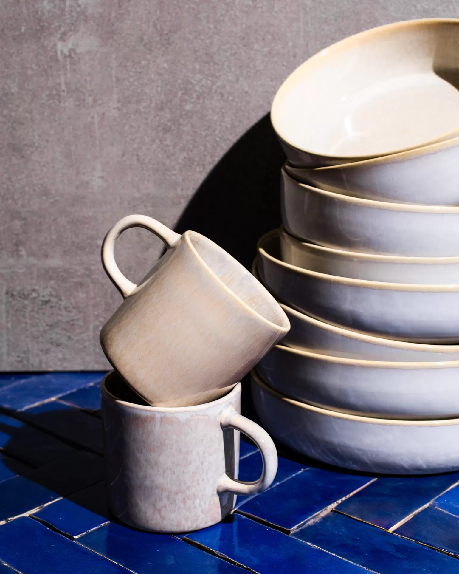 Juego de 4 Tazas Grandes Motel a Miio Cordoama - Diseño Moderno en Arena Resistente para Café