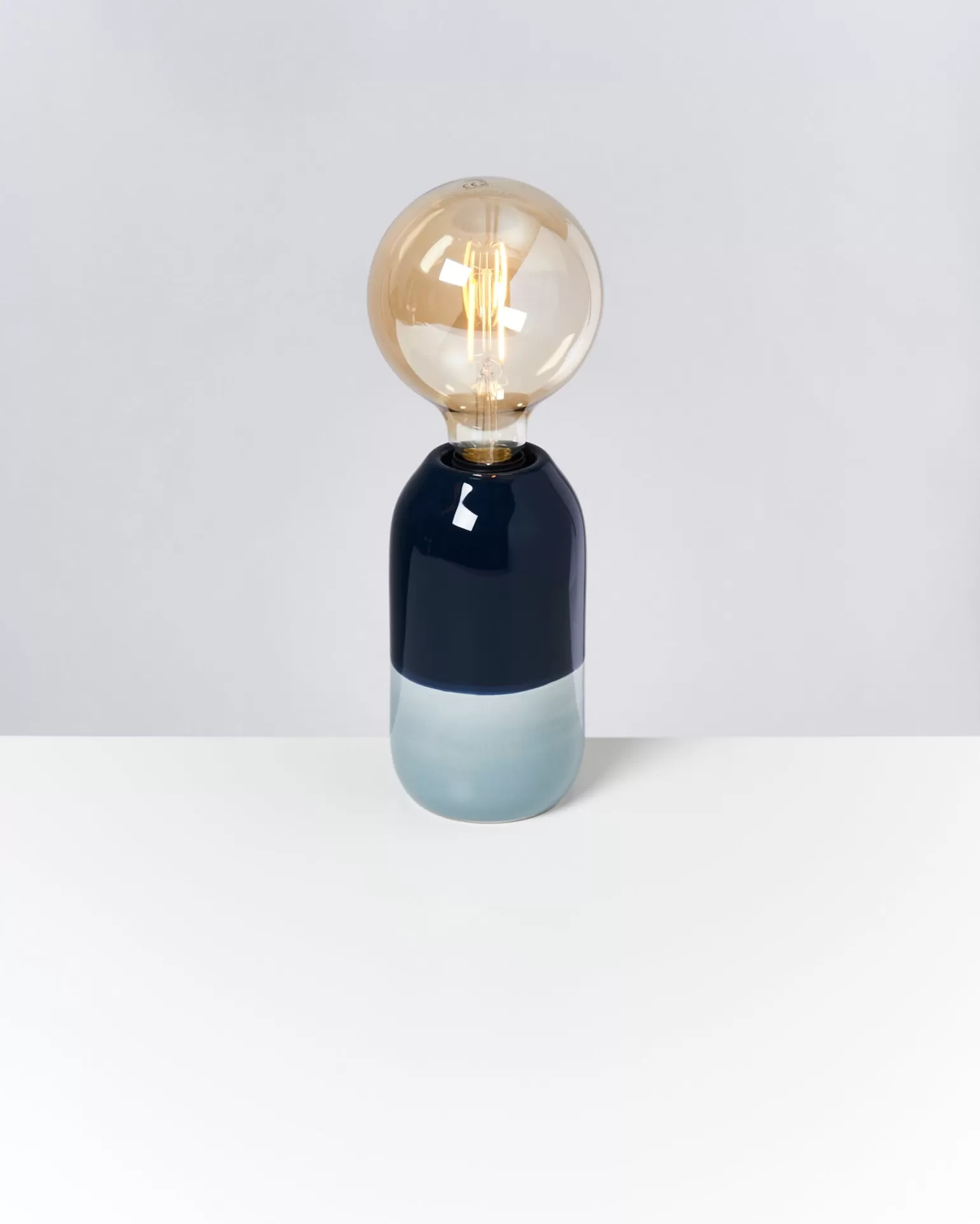 Lámpara de Pie Decorativa Miio Farol - Azul Marino Claro con Iluminación Ambiente Acogedora | Oferta Especial