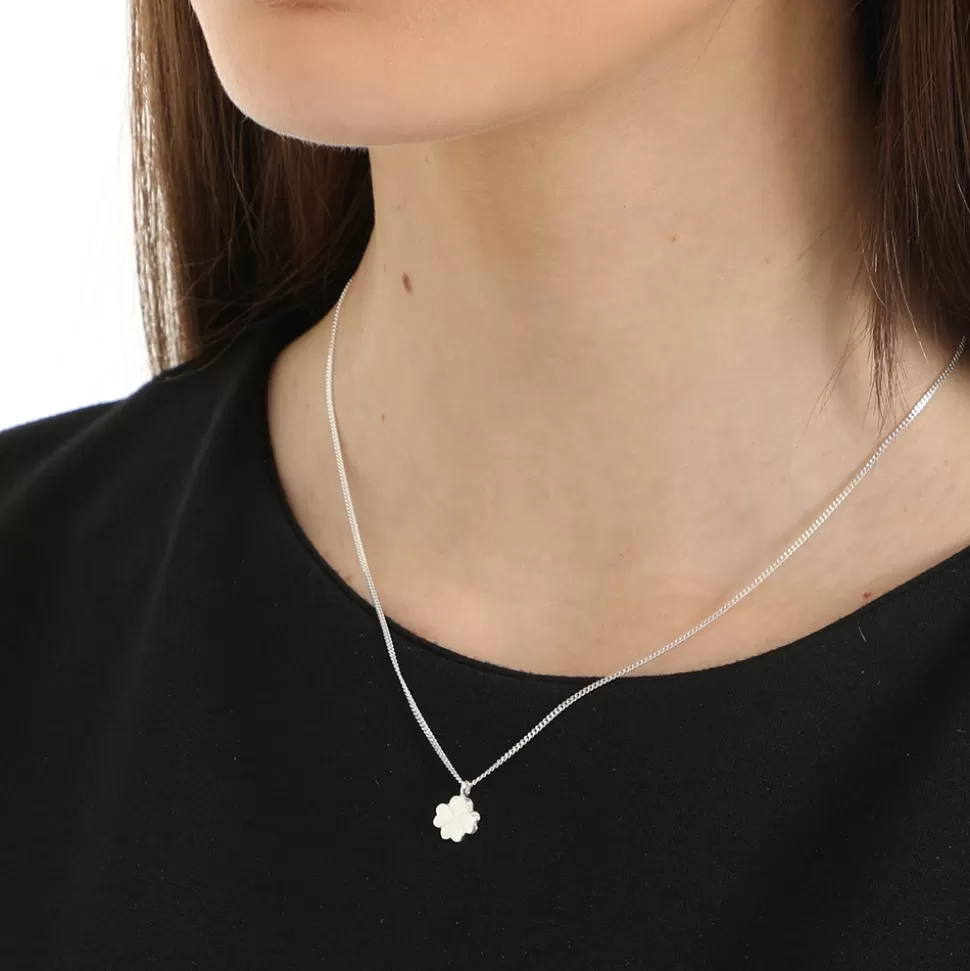 Colgante Elegante Folli Follie para Mujer - Cadena Plateada con Detalle H4H y Estilo Moderno