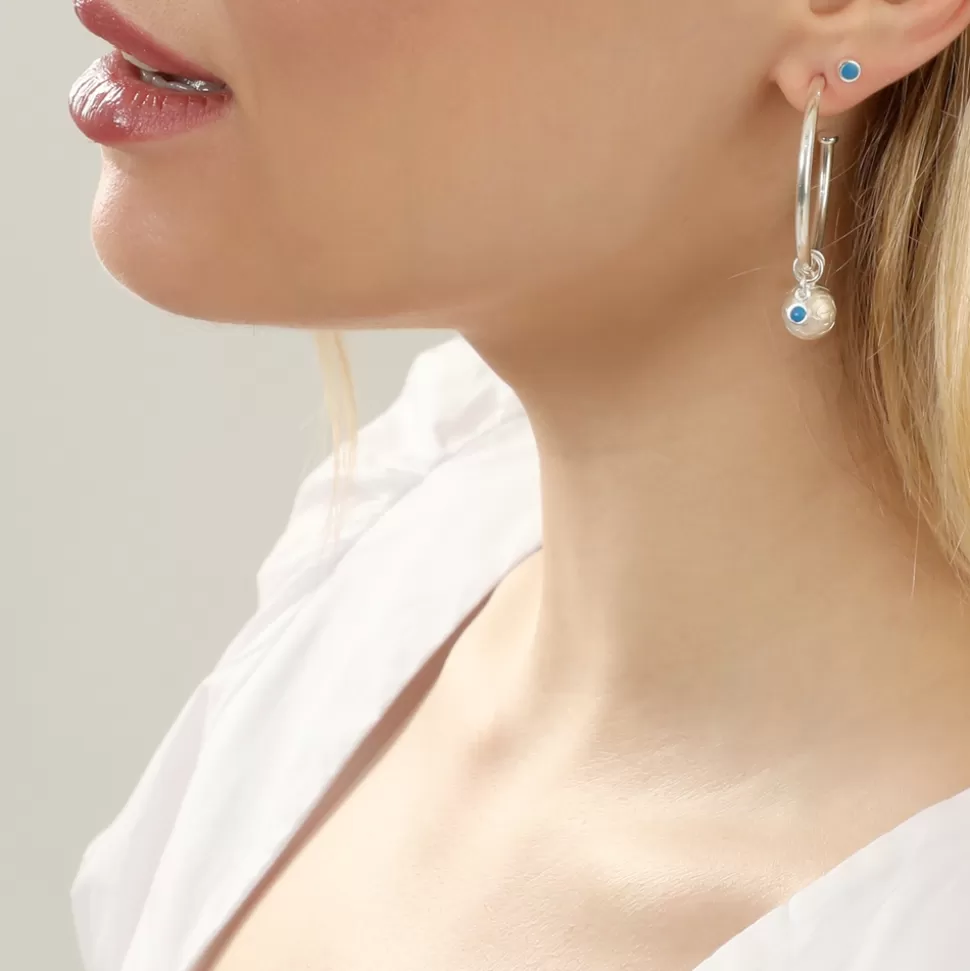 Pendientes redondos de plata con esmalte Folli Follie - Aretes modernos para mujer con diseño elegante