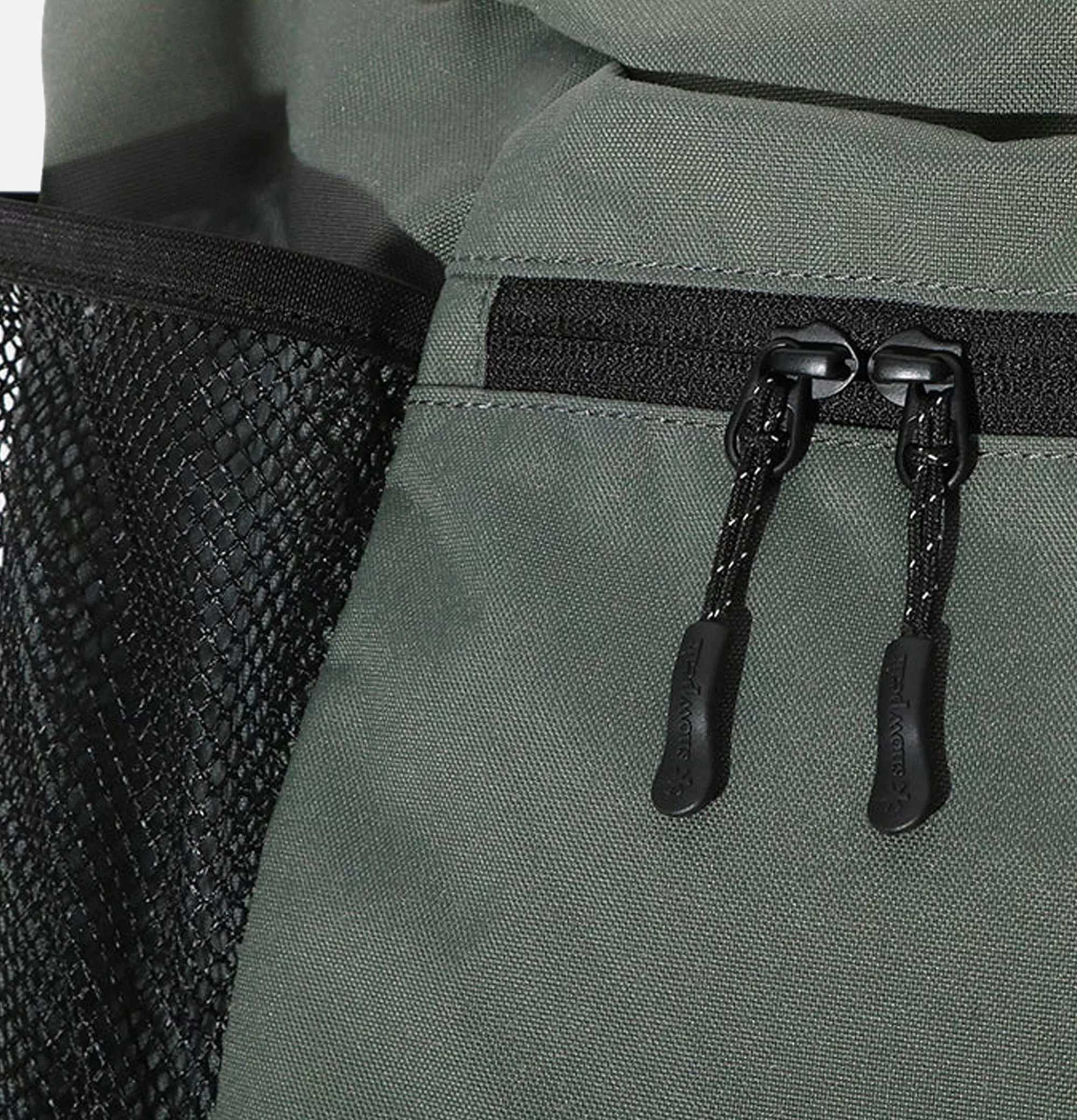 Bolsa Bandolera Desmontable con Cierre Magnético Rápido - Estilo Outdoor Snow Peak

(Si necesitas variaciones adicionales, puedo generar más opciones manteniendo este formato natural y descriptivo)