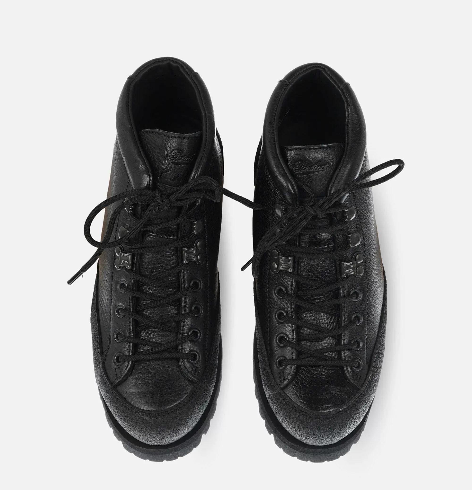 Botas PARABOOT Yosemite para Mujer en Negro - Calzado Urbano Unisex con Estilo Clásico 

Zapatos de Trekking Hombre Colección Otoño-Invierno - Diseño Francés Resistentes para Senderismo