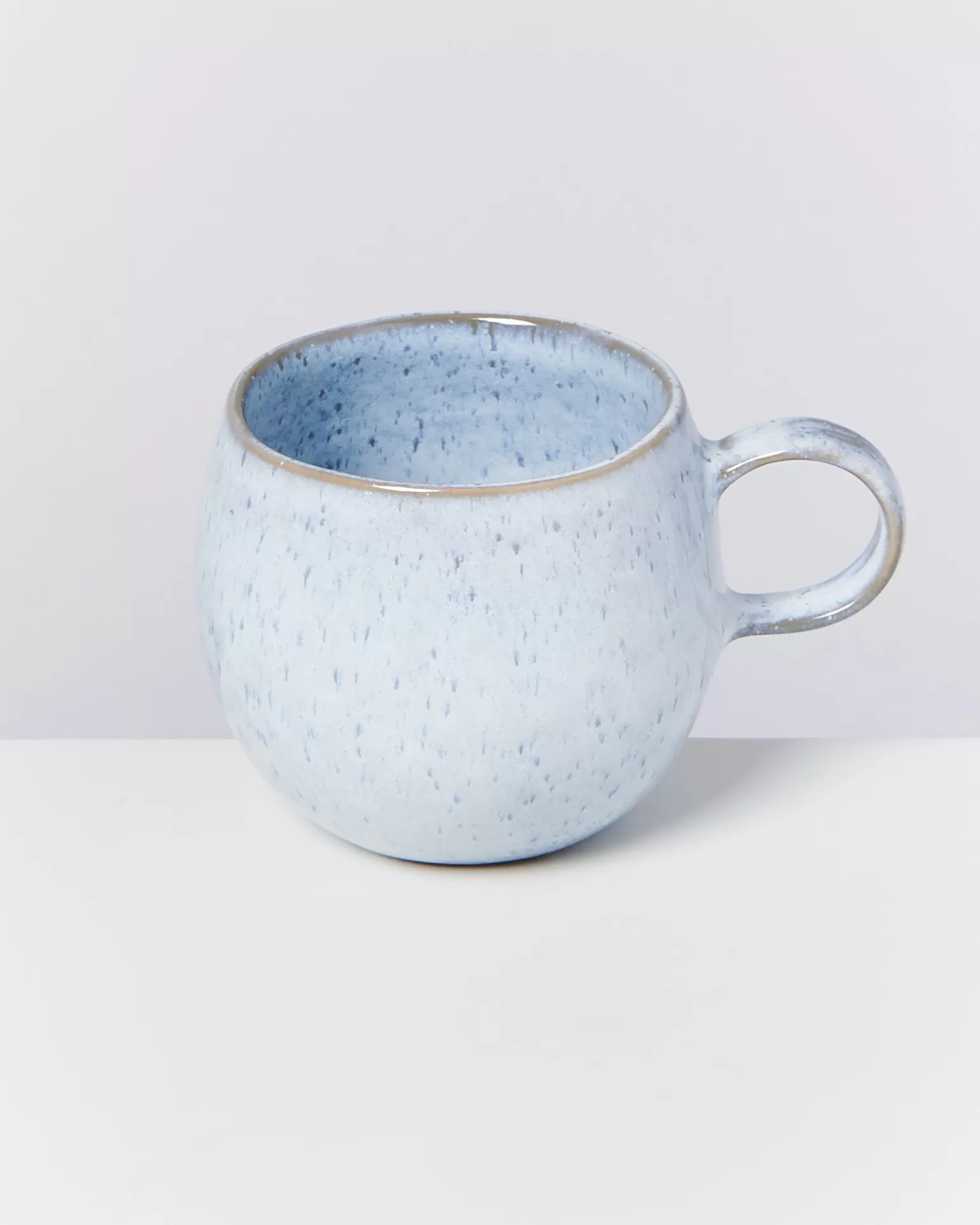 Juego Exclusivo de 6 Tazas Grandes Miio Frio - Diseño Azul Marino y Blanco Náutico, Colección Limitada Outlet Motel