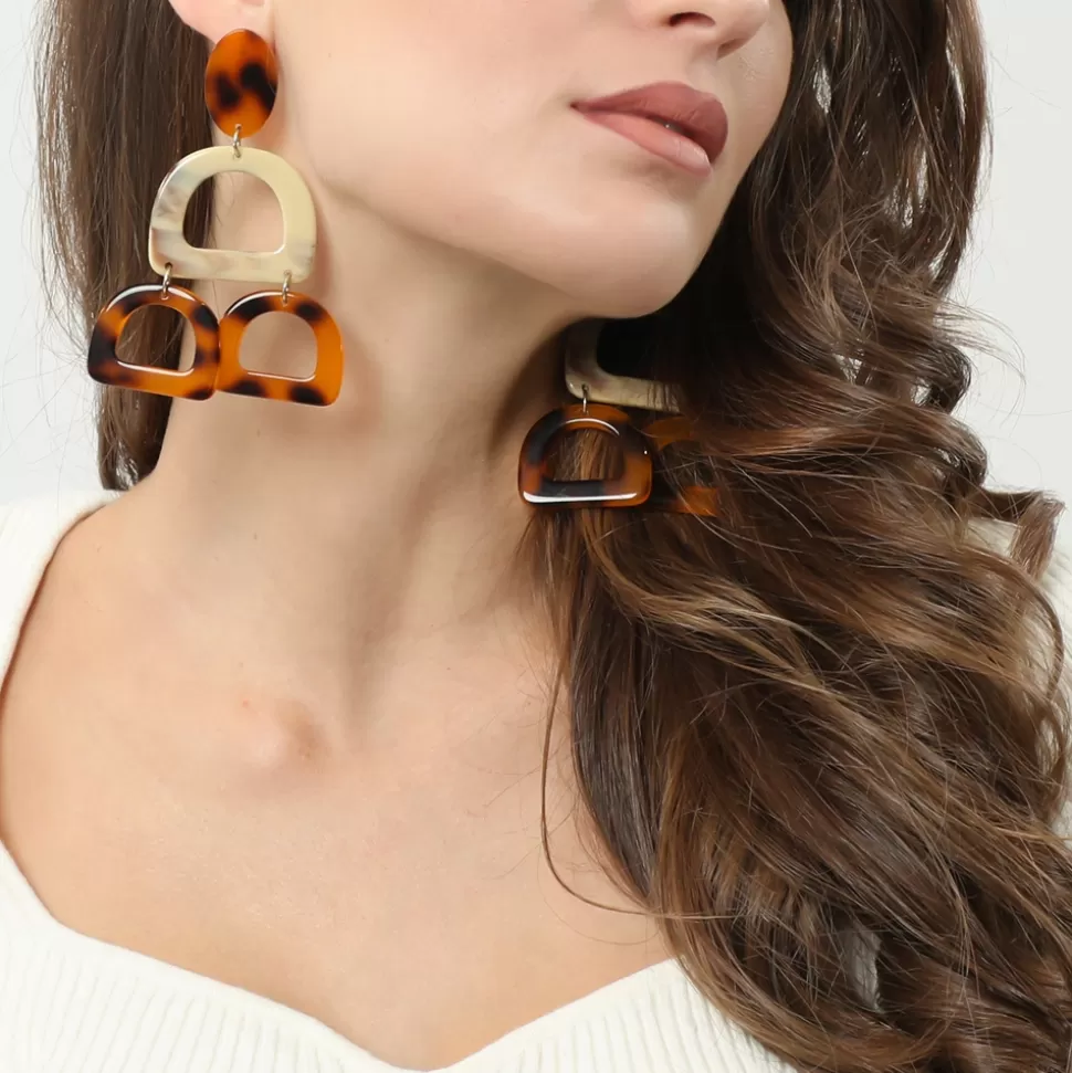 Aros Colgantes Elegantes de Folli Follie: Diseño Asimétrico y Detalles Únicos para un Estilo que Roba Miradas