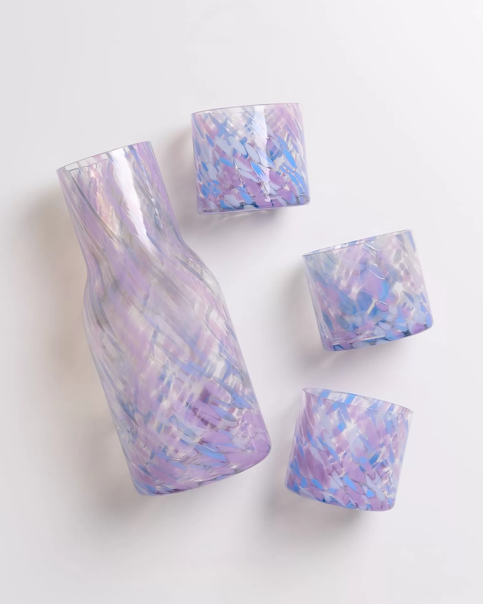 Miio Joia - Pendientes Elegantes con Pequeñas Gotas de Cristal en Tonalidades Azul y Lila | Colección Motel Decorativo