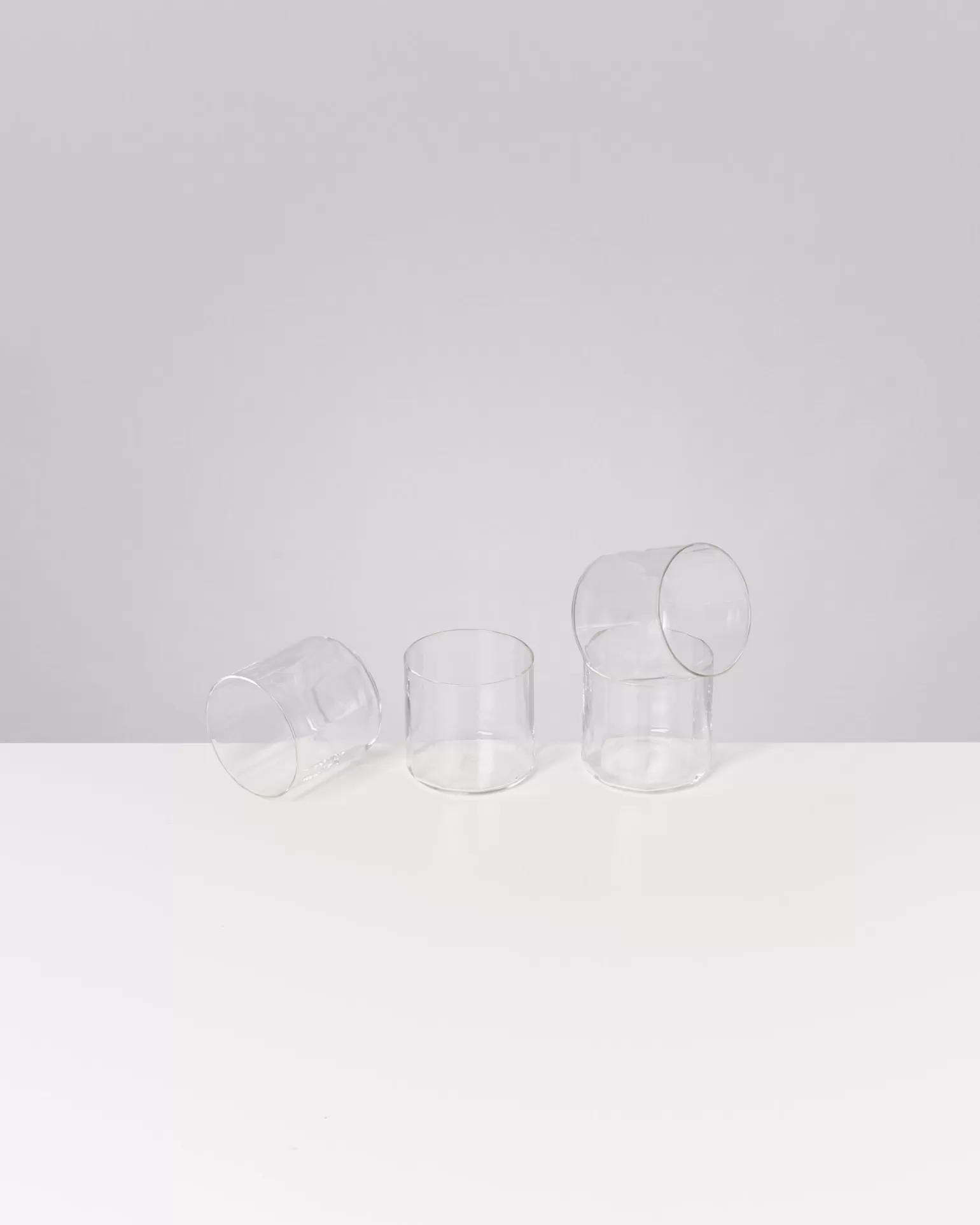 Jarrón Clásico de Cristal Transparente con Diseño de Flor Minimalista - Colección Miio Joia Económica
