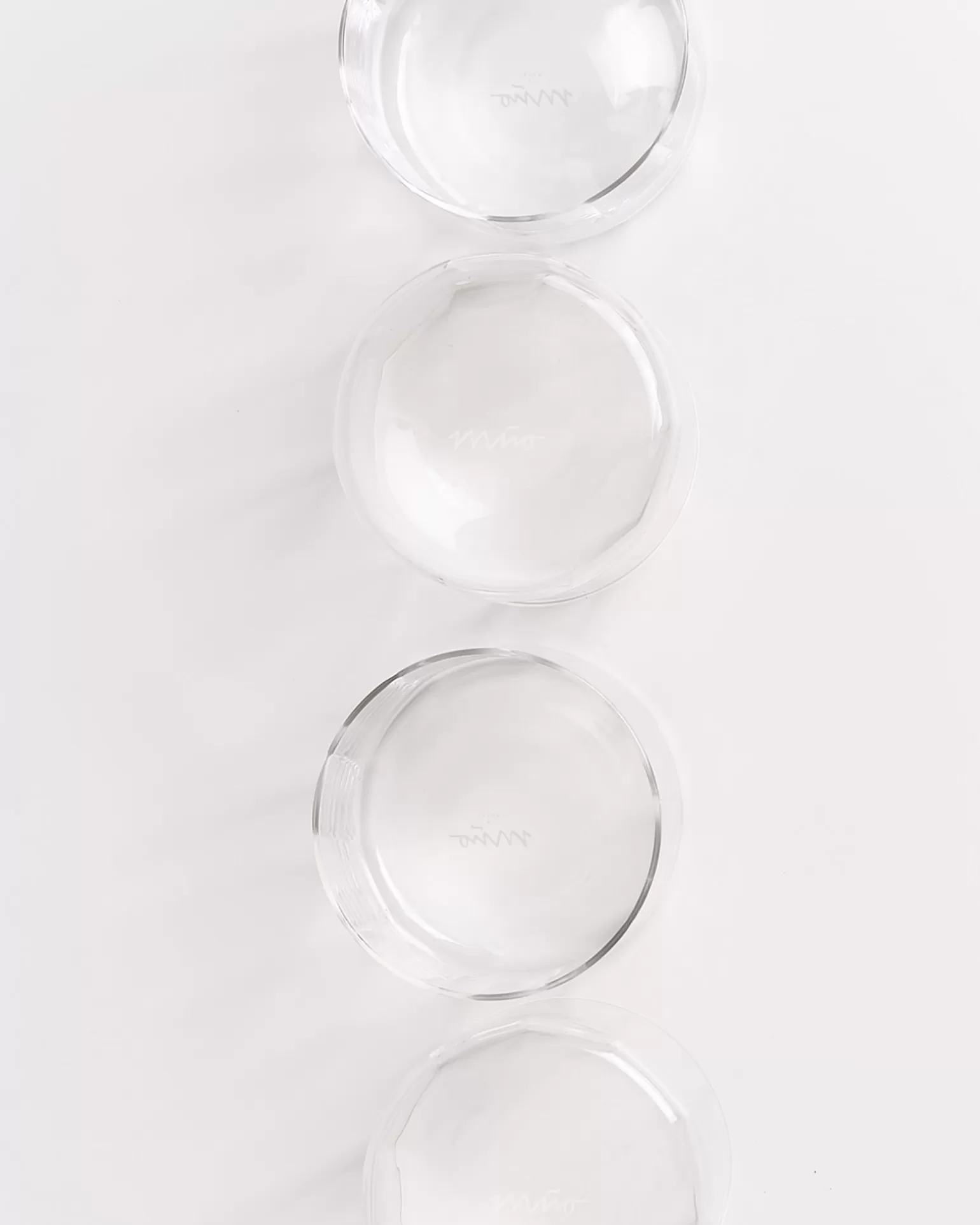 Juego de 4 Copas Clásicas con Motivos Florales - Cristal Transparente Elegante de Miio Joia para Hotel Boutique