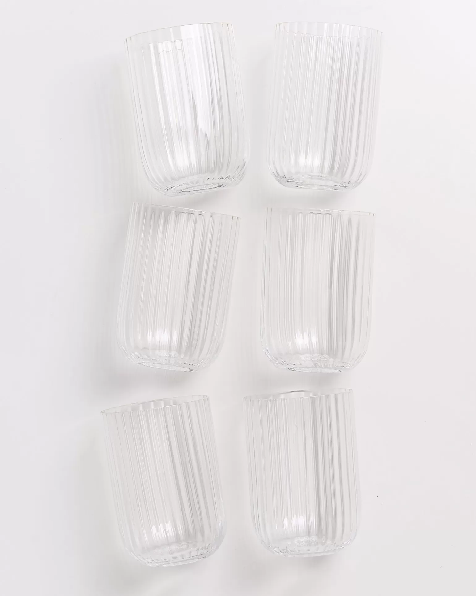 Juego Exclusivo de 6 Copas Clásicas - Cristal Tallado con Efecto Diamante para Bebidas Elegantes | Colección Miio Joia en Oferta Limitada