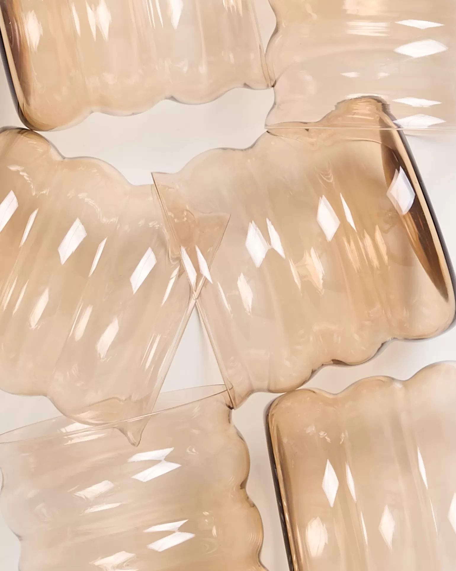 Juego de 6 Lámparas de Burbuja en Vidrio con Acabado Bronce - Decoración Elegante para Ambientes Íntimos - Colección Miio Joia