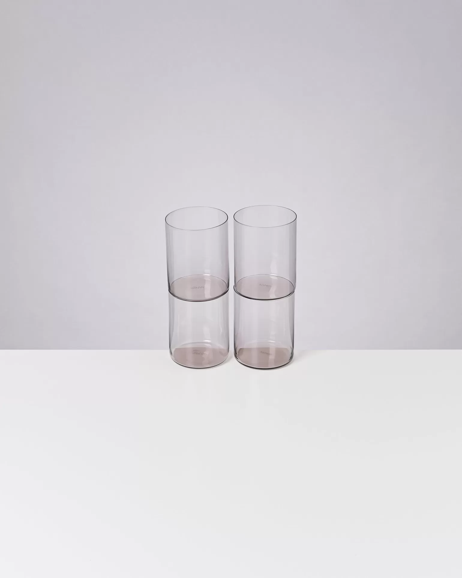 Cóctelera Hot Motel Miio - Juego Elegante de 4 Vasos Grandes en Cristal Amatista