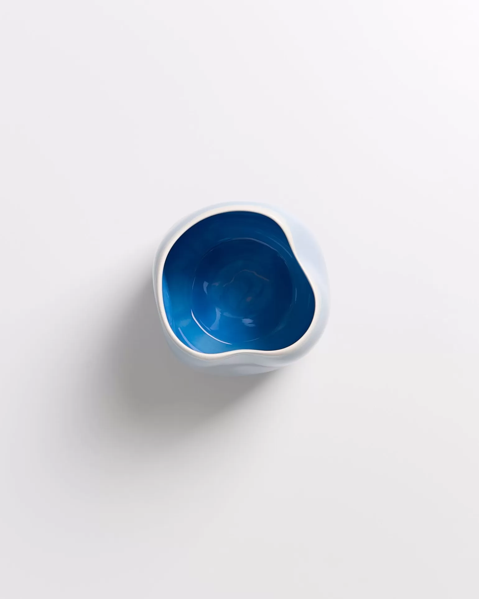 Oferta Relámpago: Jarrón Moderno Miio-João Modelo M en Azul Claro Brillante - Diseño Minimalista con Tonos Difuminados