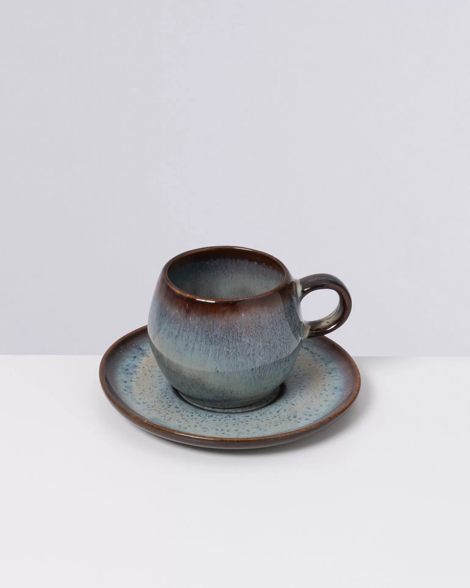 Platillo para Café Espresso Verde Azulado – Colección Miio Madeira by Sale Motel