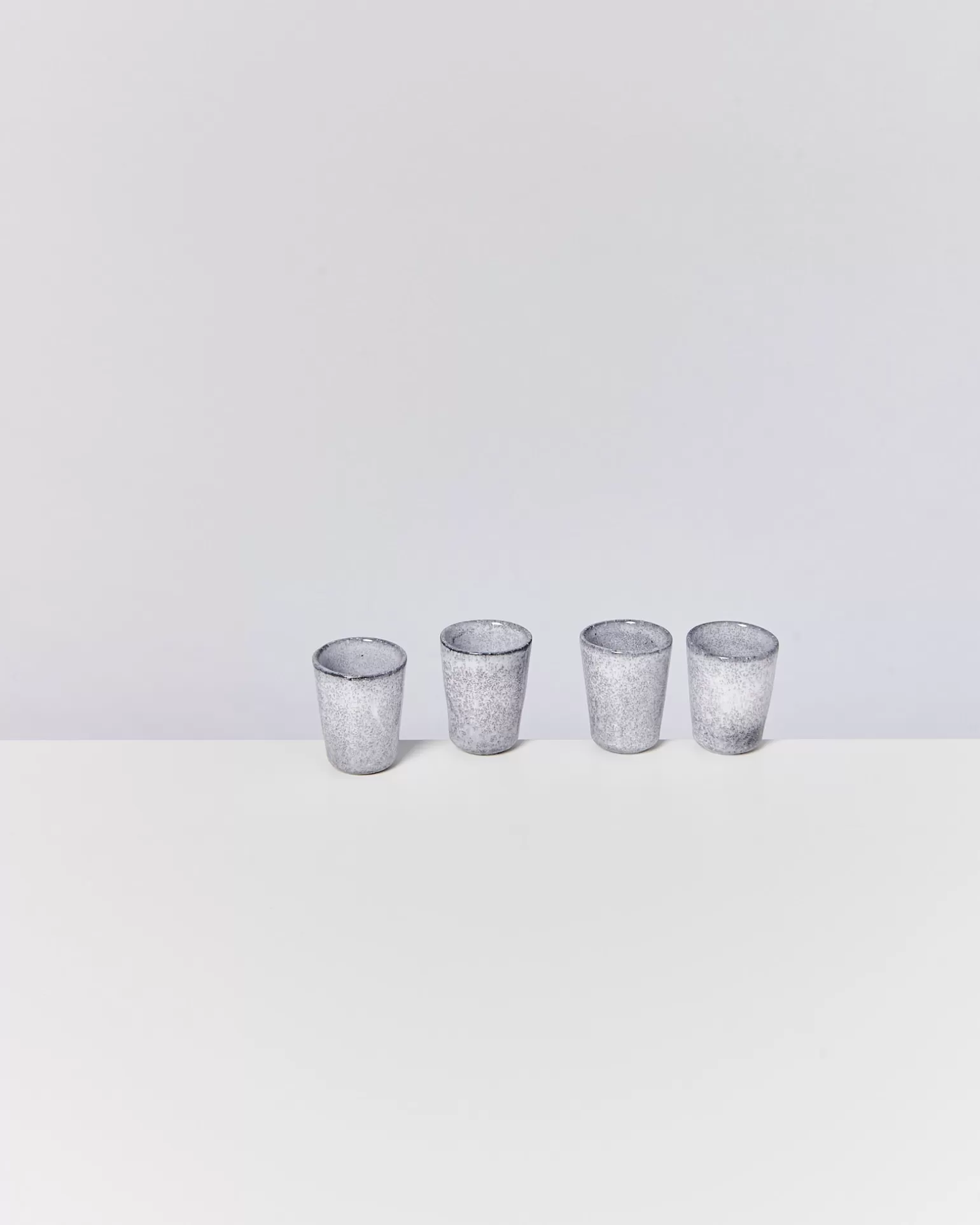 Oferta Especial | Taza Expreso Miio-Mae - Gris Plata con Diseño Moderno y Acabado Suave