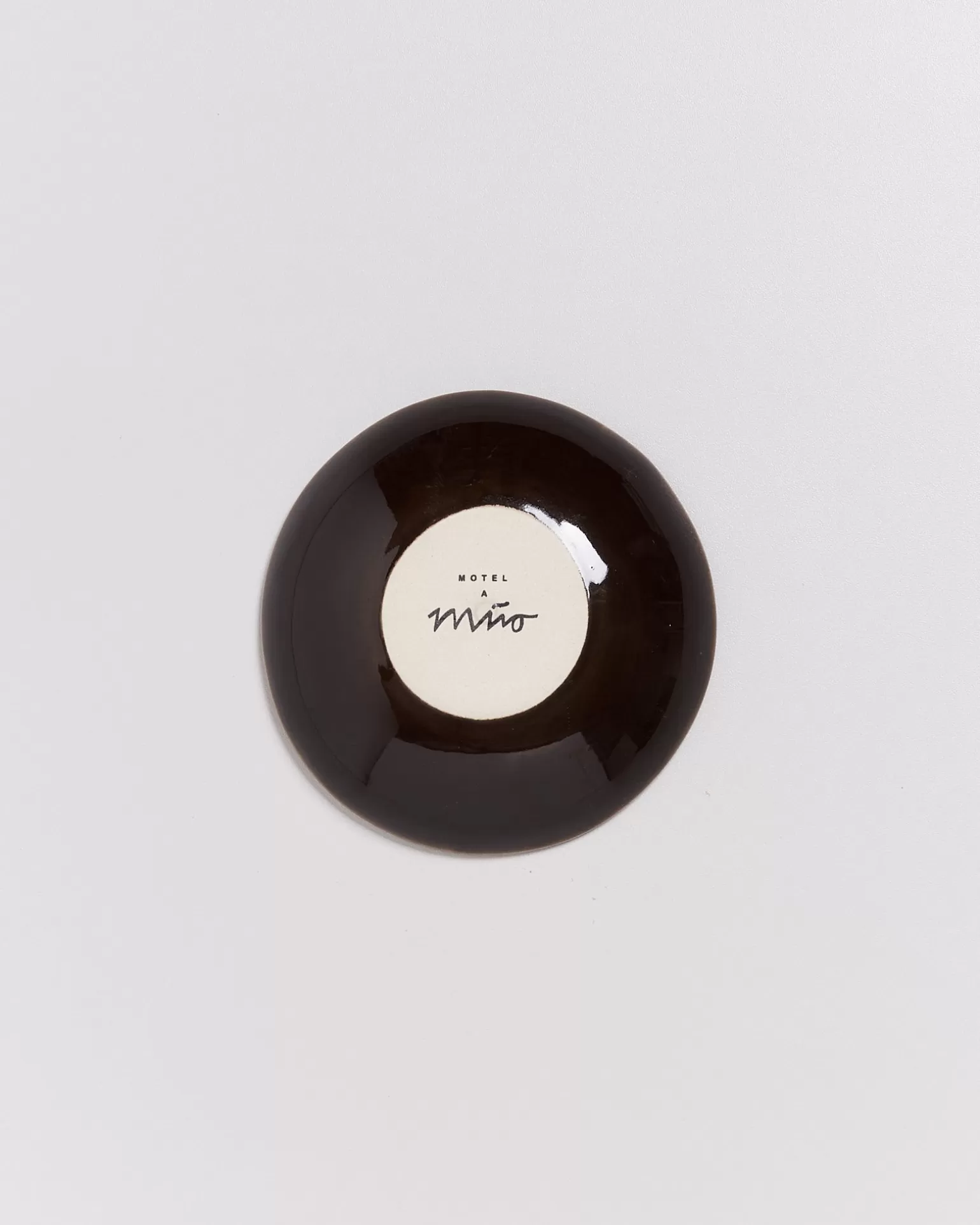 Motel en Línea Miio Melides | Plato Compacto Profundo en Negro Azabache - Diseño Minimalista Exclusivo