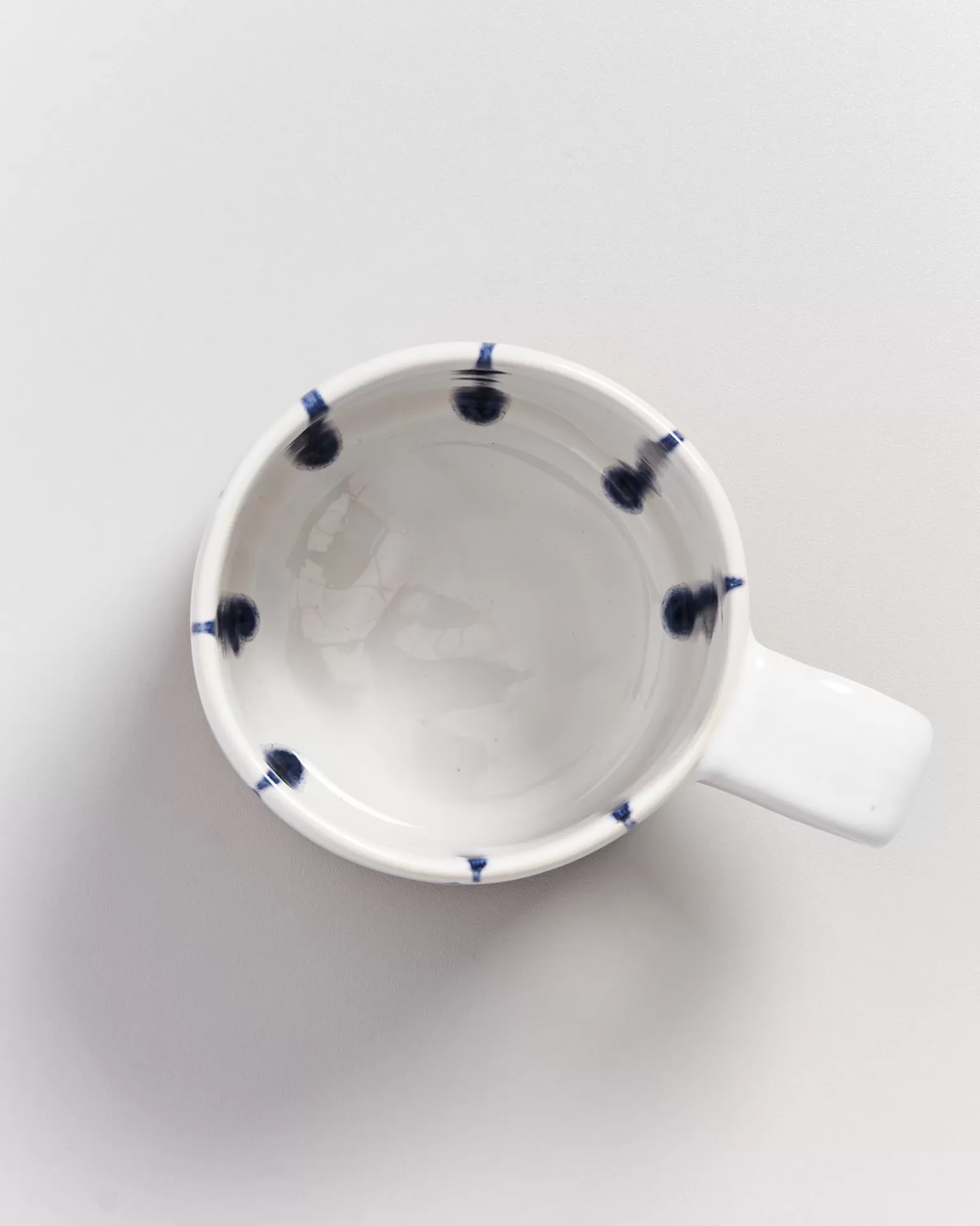 Juego de 6 Tazas Blanco Azul by Outlet Motel · Colección Miio Nódoa · Vajilla Moderna en Tonos Pastel