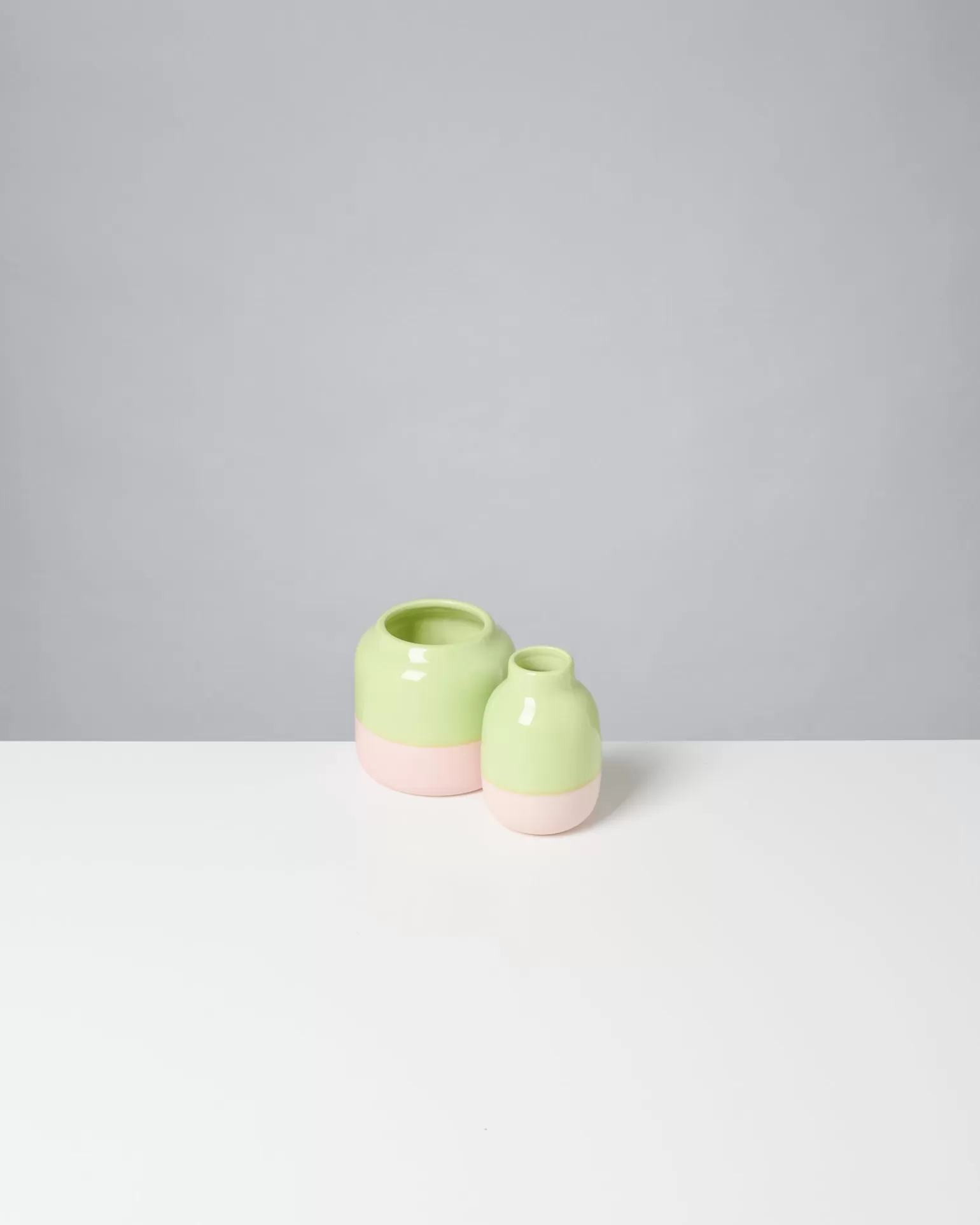 Jarrón Decorativo Miio Nuno Modelo S - Tono Lima Rosáceo para Ambientes Modernos