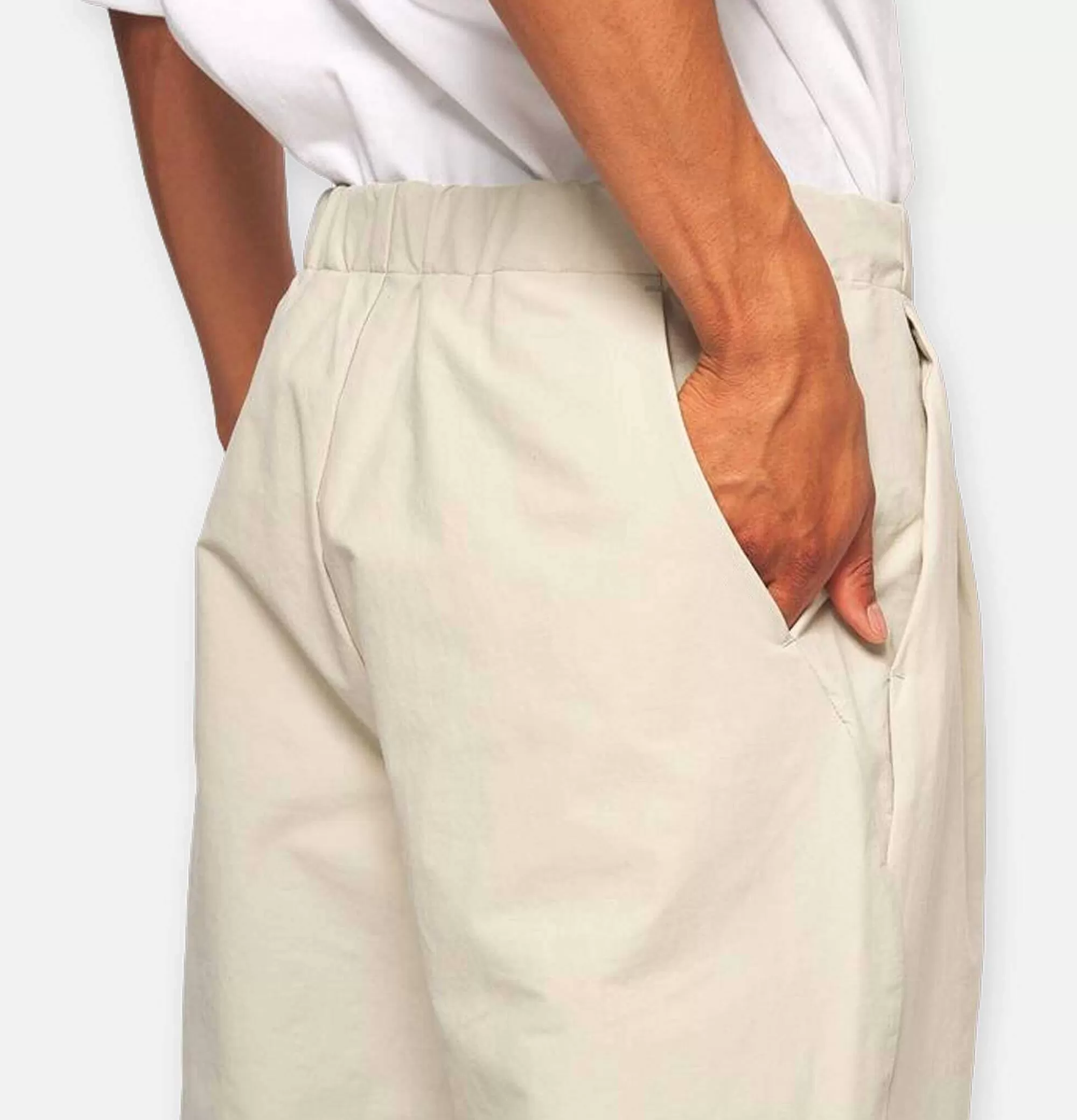 Pantalones Tobilleros Goldwin - Ajuste Perfecto en Beige para Estilo Casual