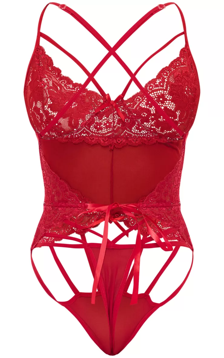 PrettyLittleThing  Strapping Detail Lace Bodysuit< Bridal Lingerie
