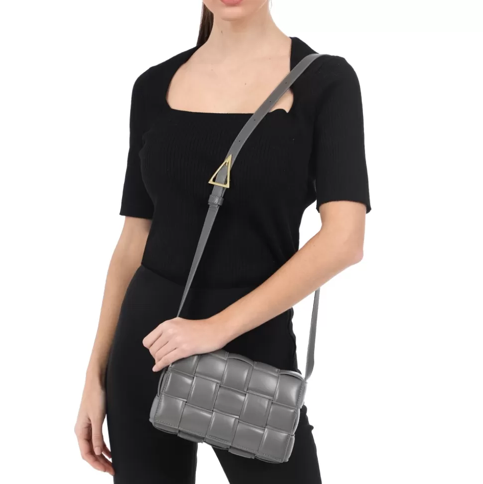 Bolso Folli Follie Mujer - Diseño Cuadrado con Trenzas en Gris Perla para Looks Diarios